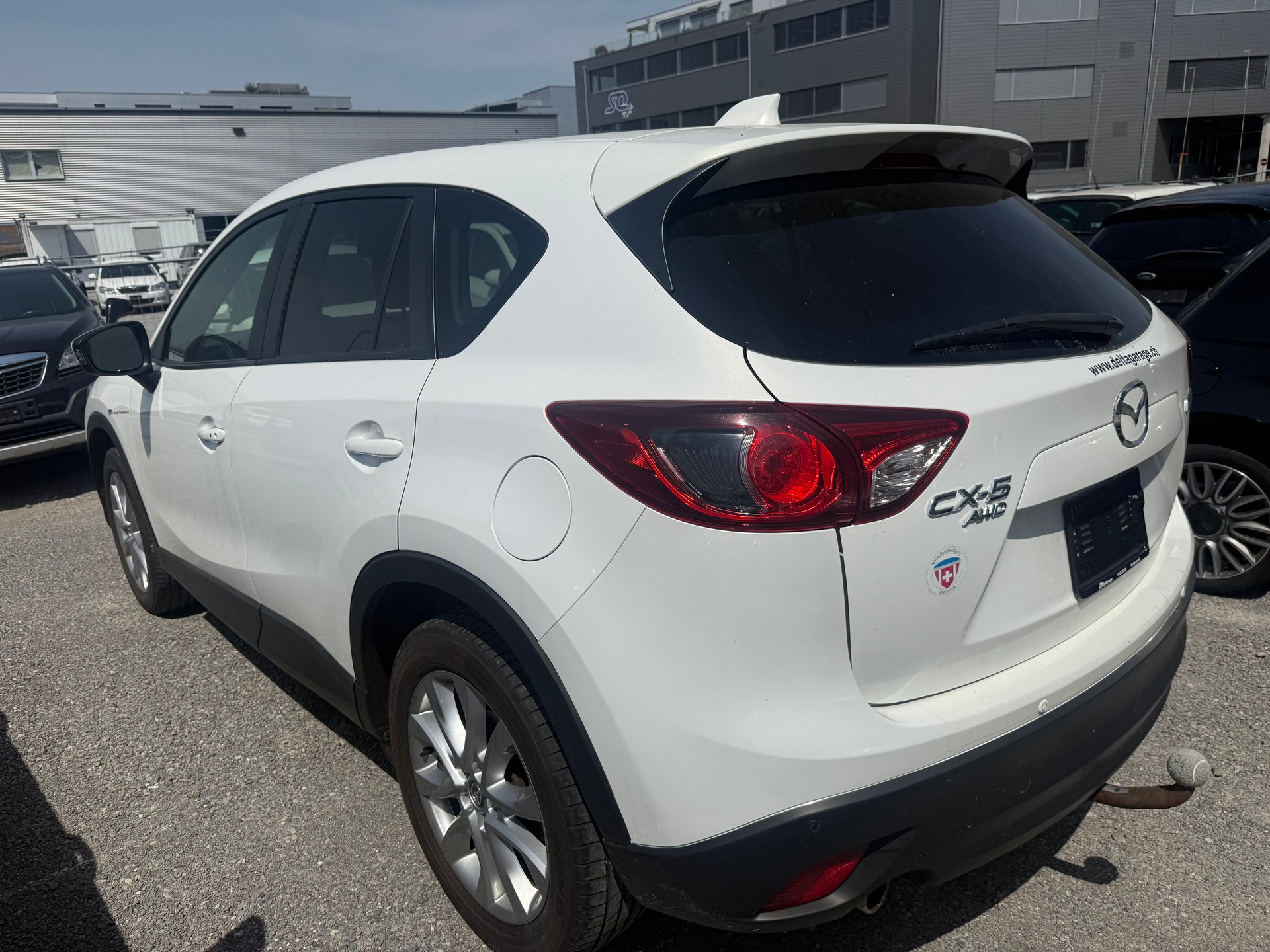 MAZDA CX-5 2.2 D HP Revolution AWD Automatic-image-2