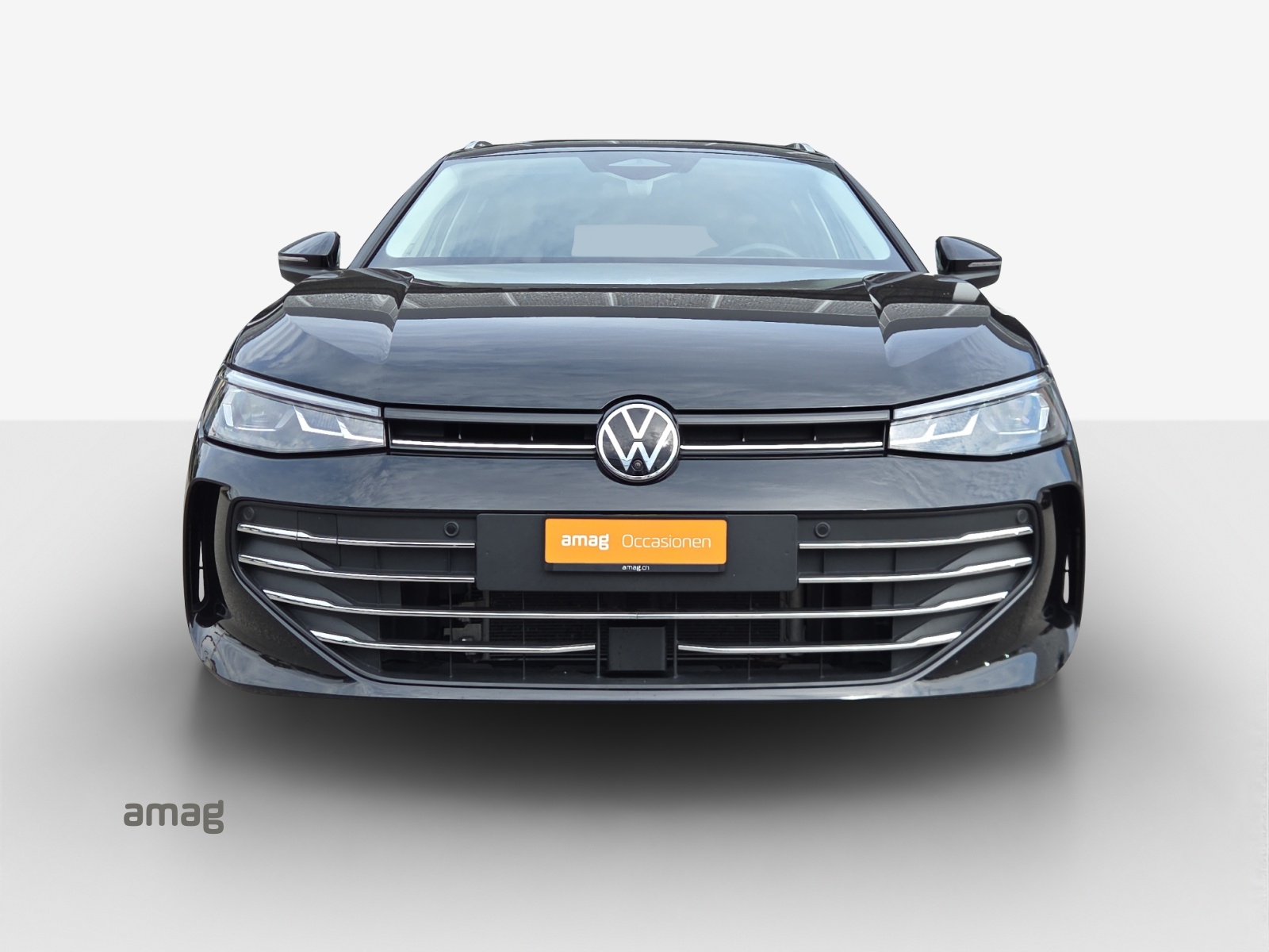VW Passat Variant 2.0 TDI evo Business 4 Motion DSG-image-6