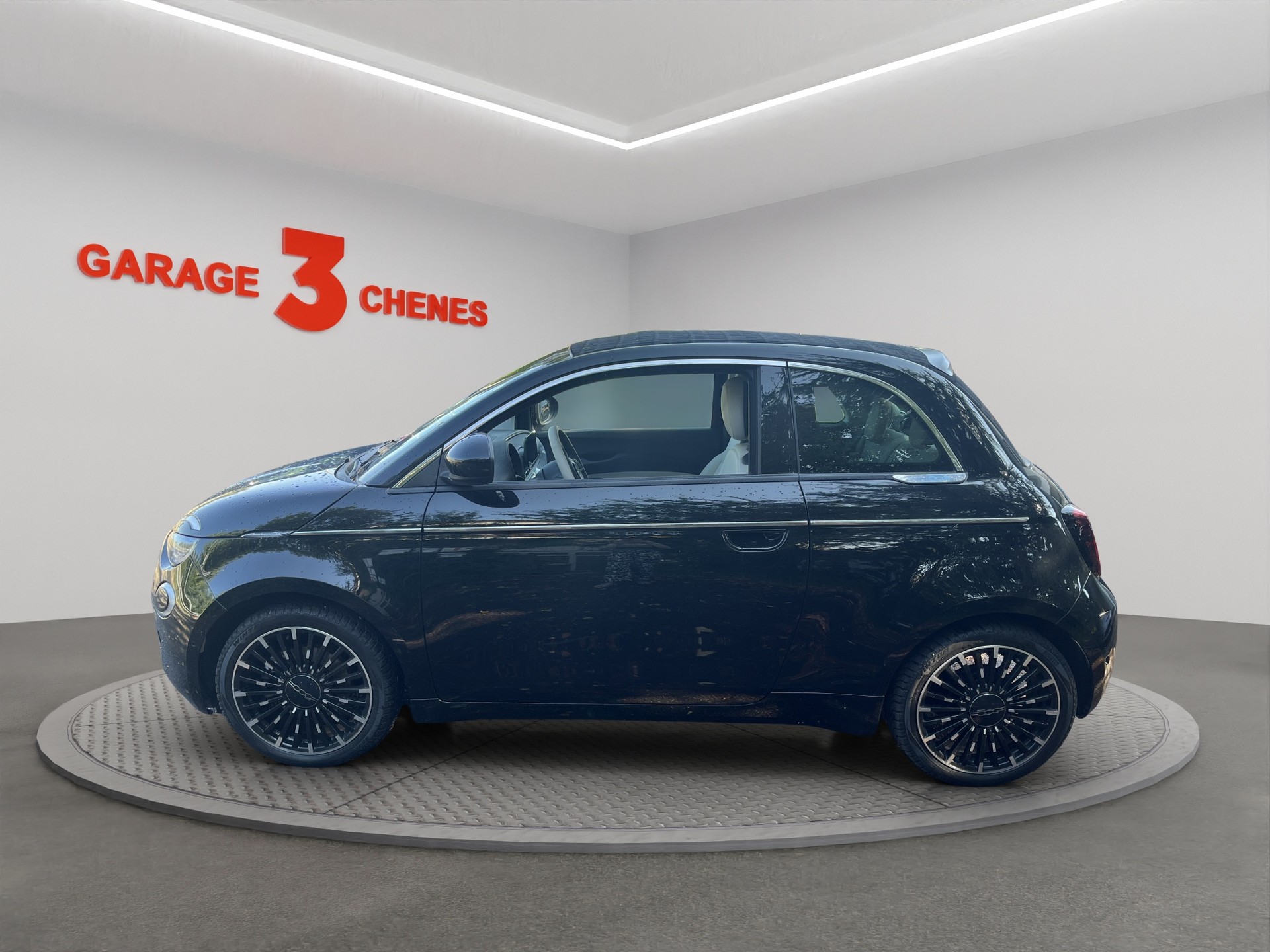 FIAT 500 C electric 87 kW La Prima-image-3