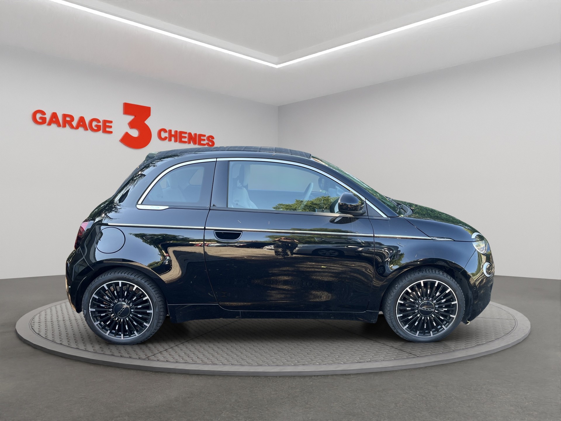 FIAT 500 C electric 87 kW La Prima-image-1