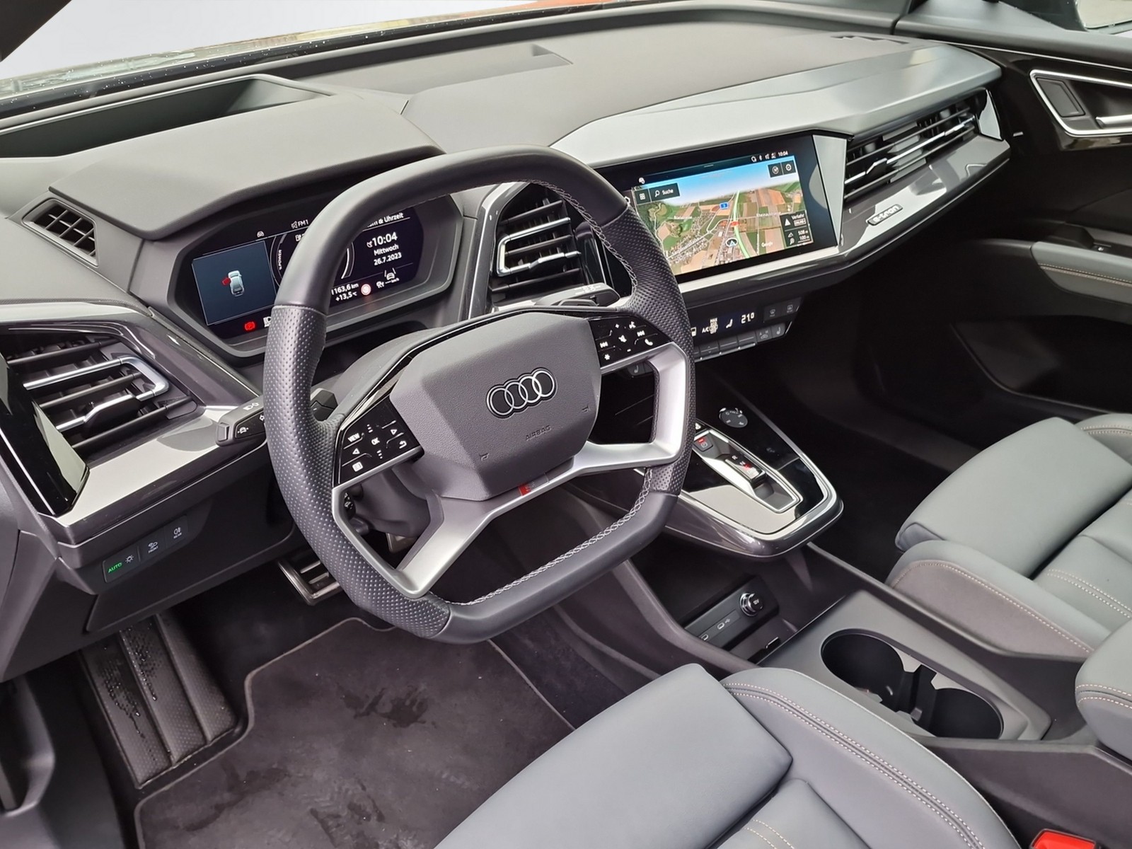 AUDI Q4 e-tron 50 quattro Edition One-image-7
