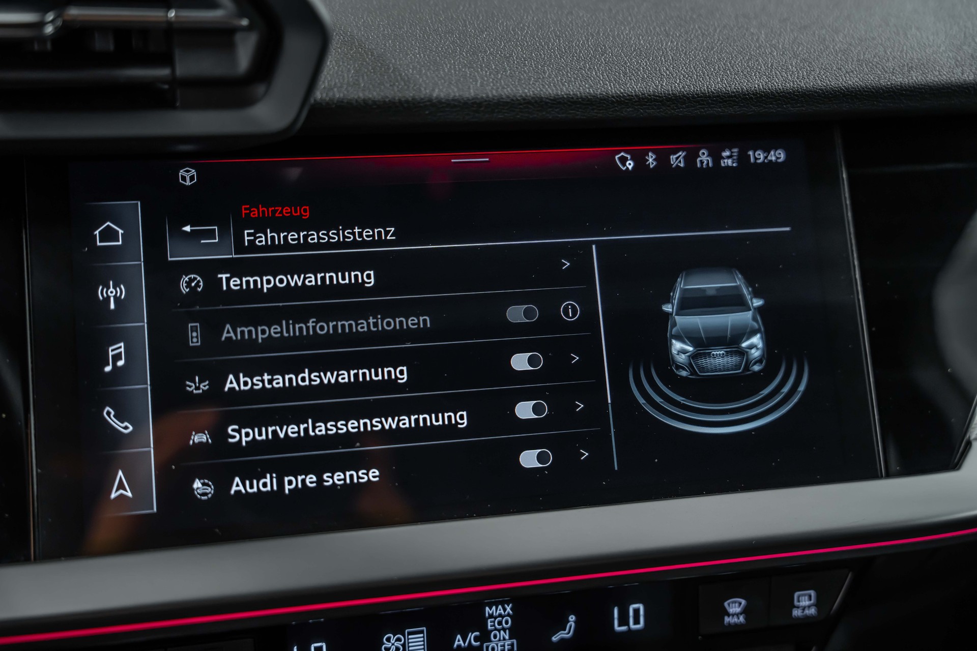 AUDI S3 Limousine 2.0 TFSI quattro S-tronic *Matrix*Carbon*Fahrassistenz*19"ALU*-image-26
