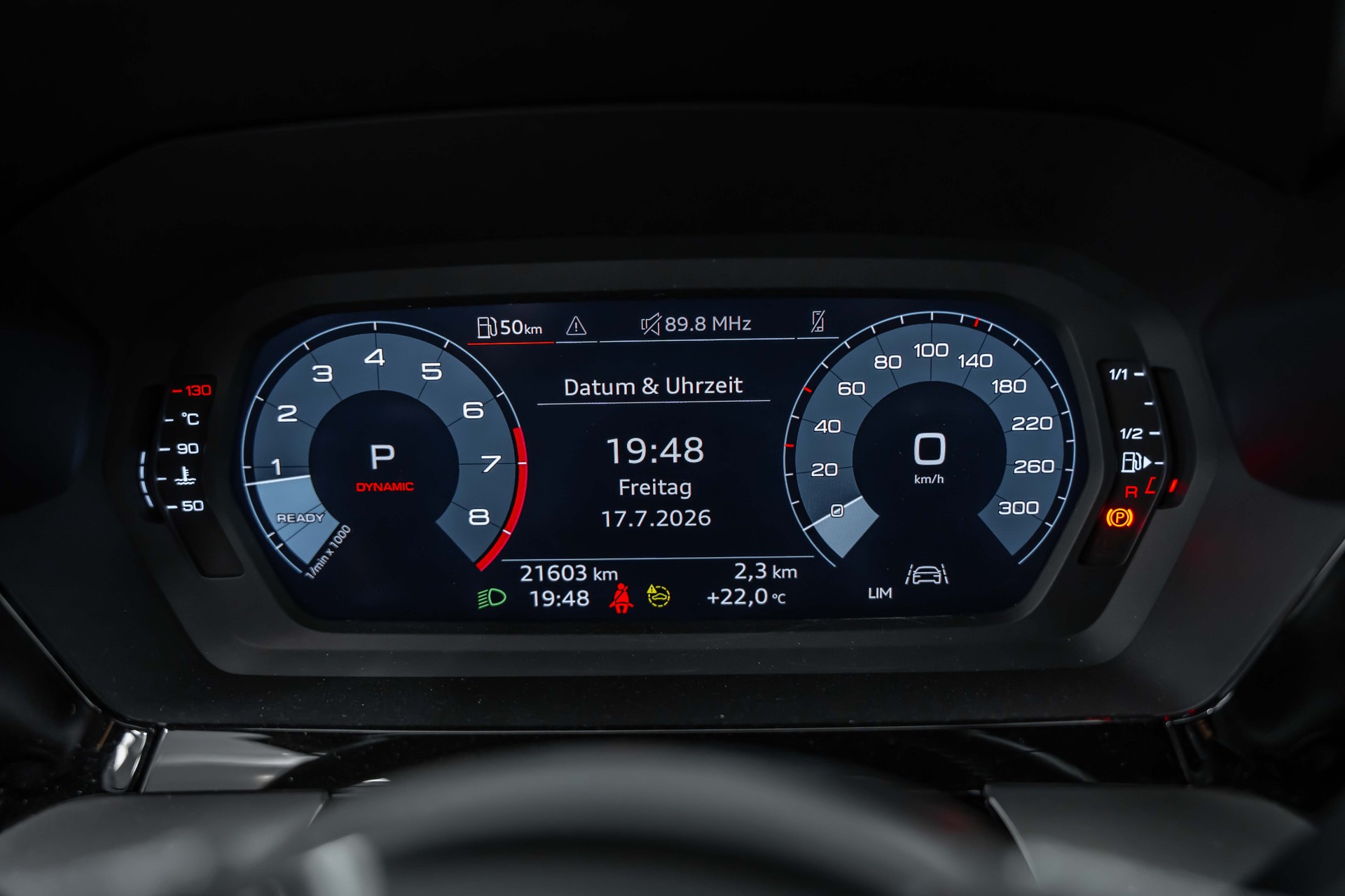 AUDI S3 Limousine 2.0 TFSI quattro S-tronic *Matrix*Carbon*Fahrassistenz*19"ALU*-image-23