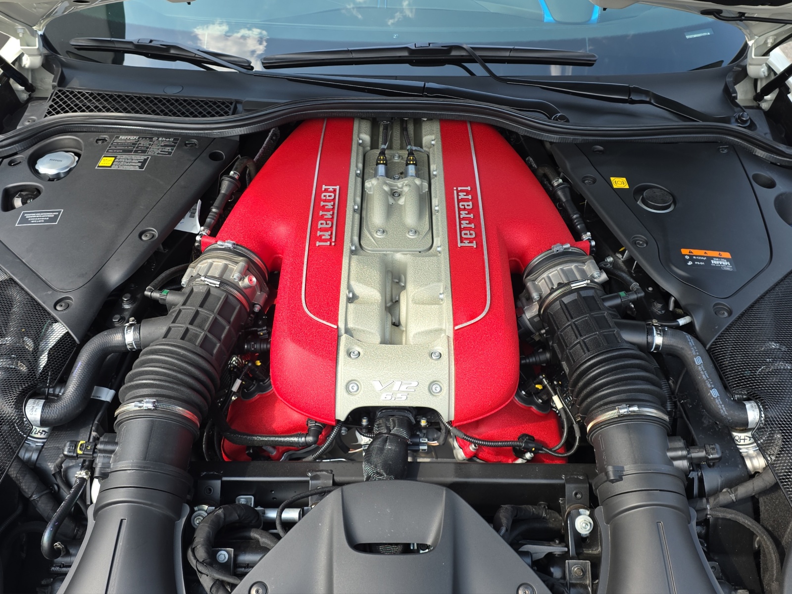 FERRARI 812 GTS Tailor Made Inedita-image-15