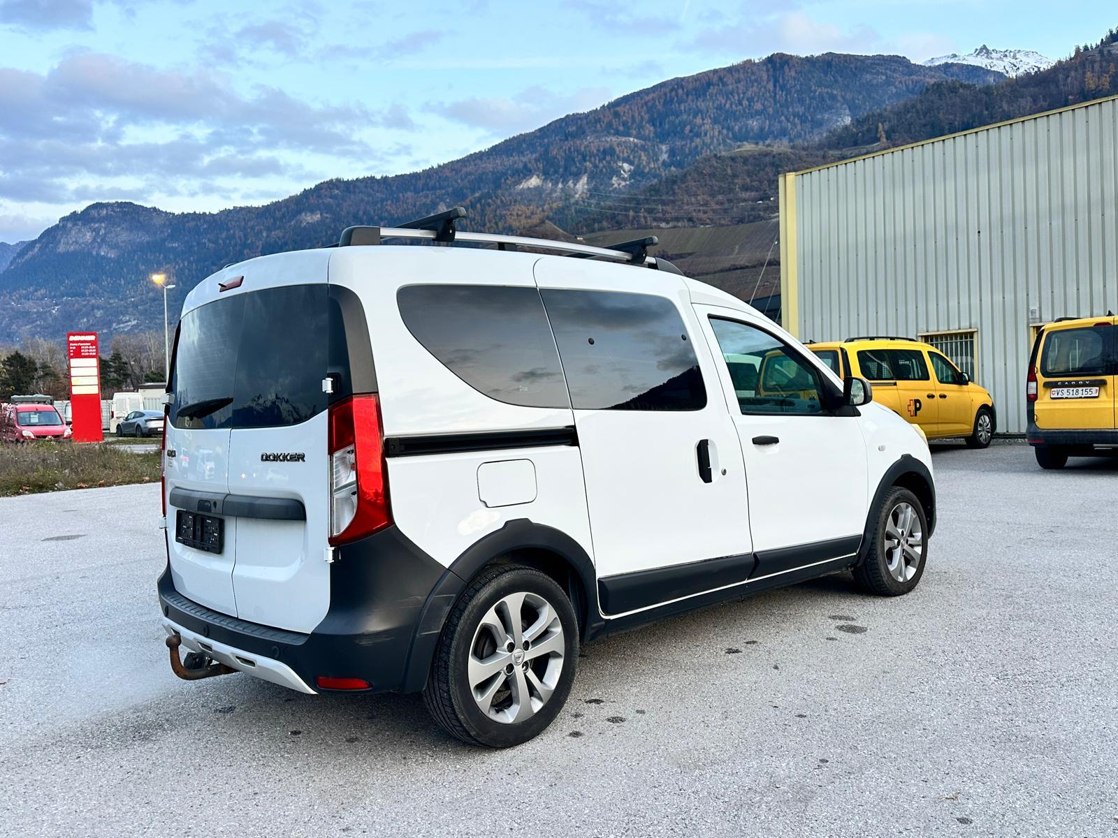 DACIA Dokker 1.2 T Stepway-image-12