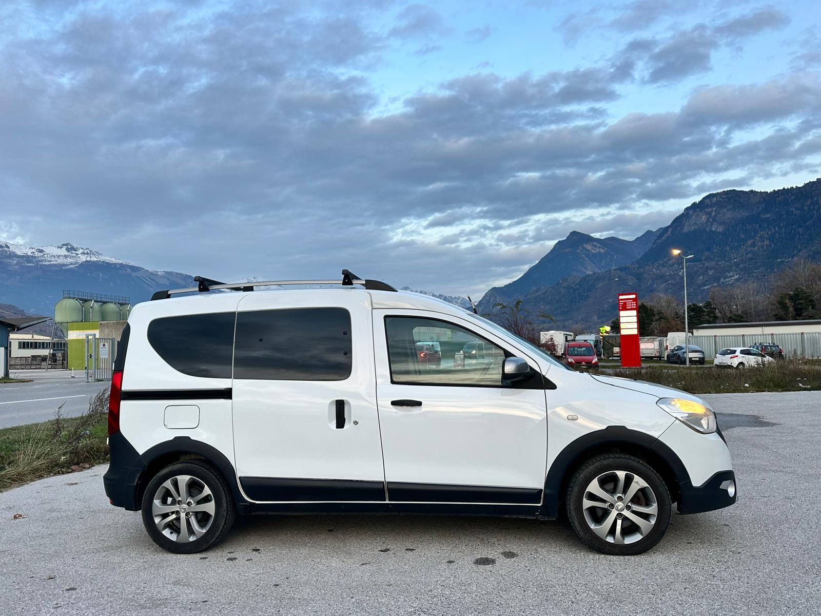 DACIA Dokker 1.2 T Stepway-image-10