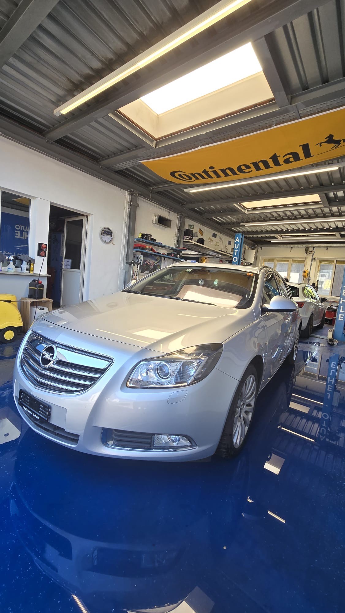 OPEL Insignia ST 2.0 Turbo Cosmo 4WD Aut.-image-2