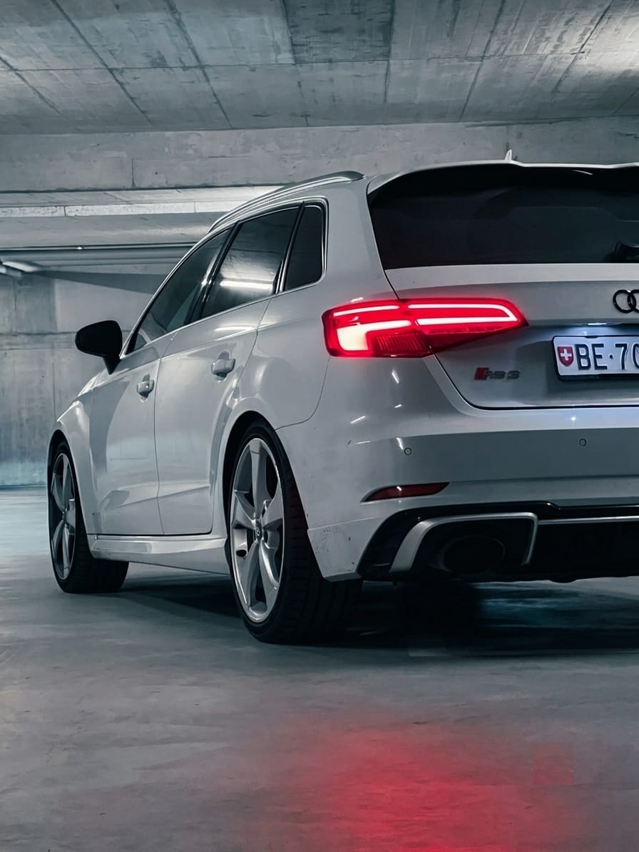AUDI 2.5 T FSI quattro S-Tronic-image-0
