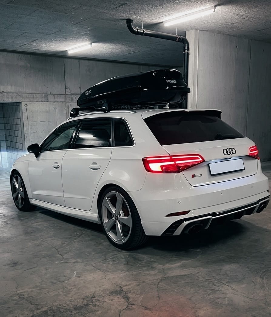 AUDI 2.5 T FSI quattro S-Tronic-image-1