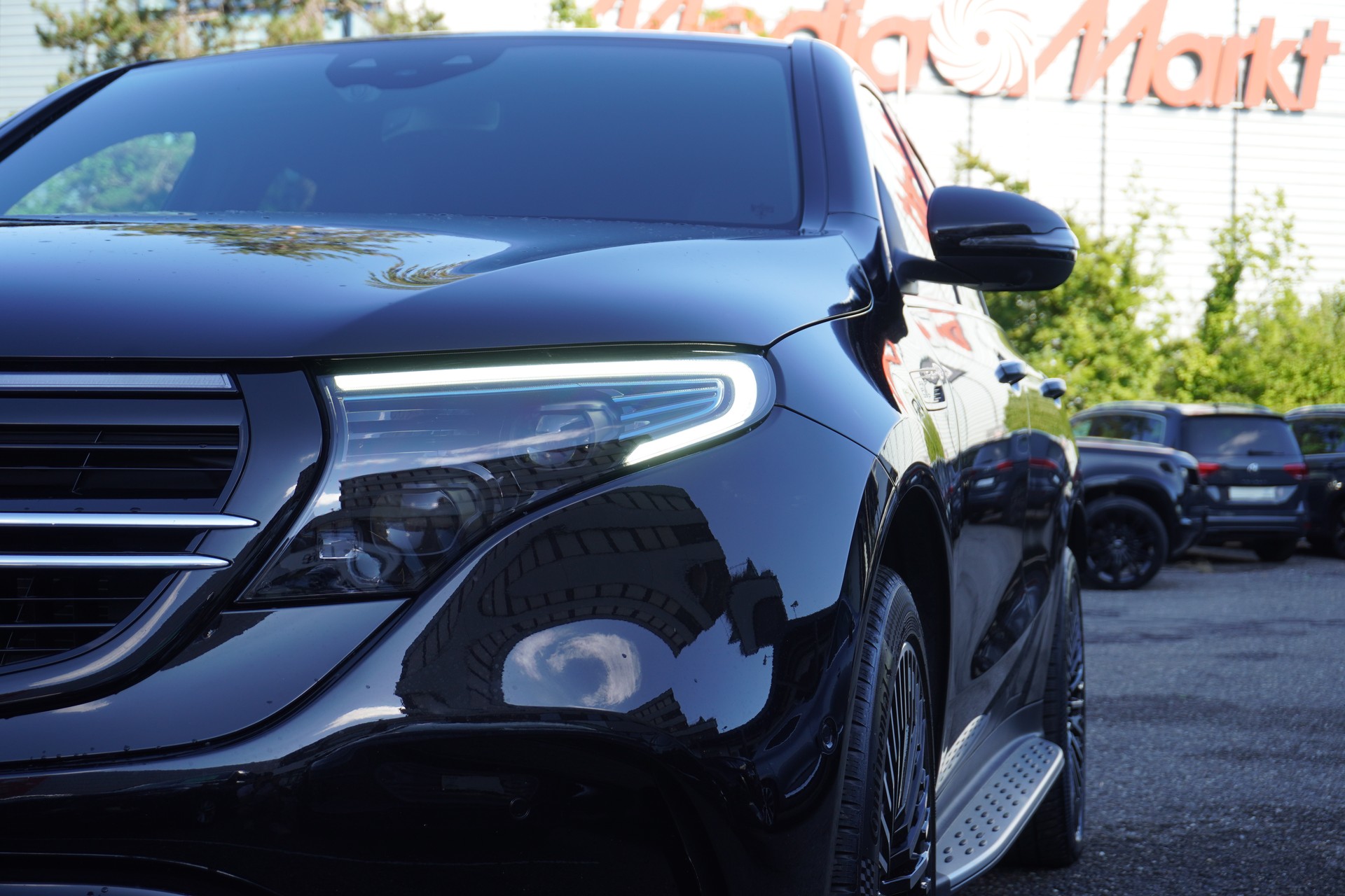 MERCEDES-BENZ EQC 400 AMG Line 4Matic-image-53