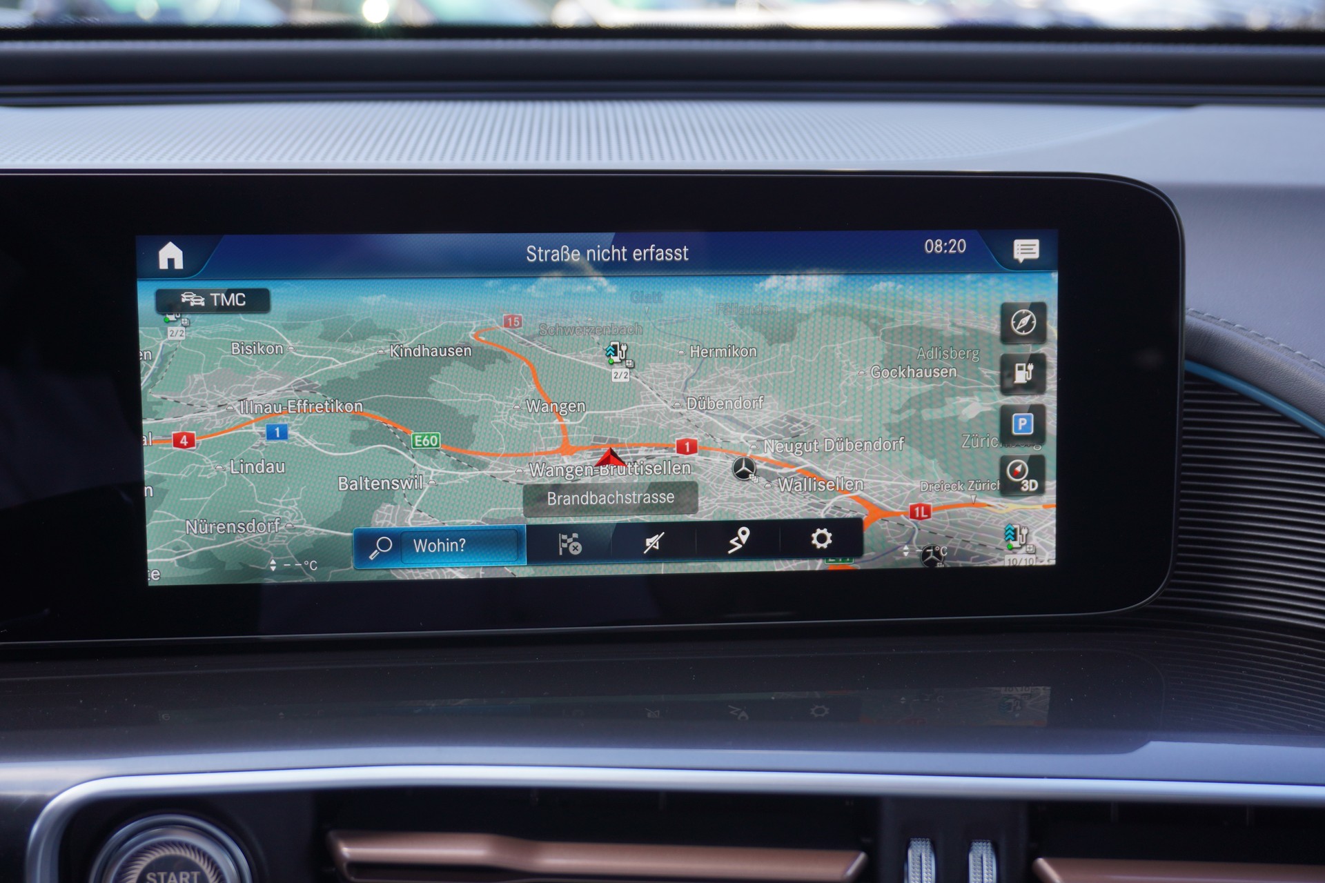 MERCEDES-BENZ EQC 400 AMG Line 4Matic-image-23