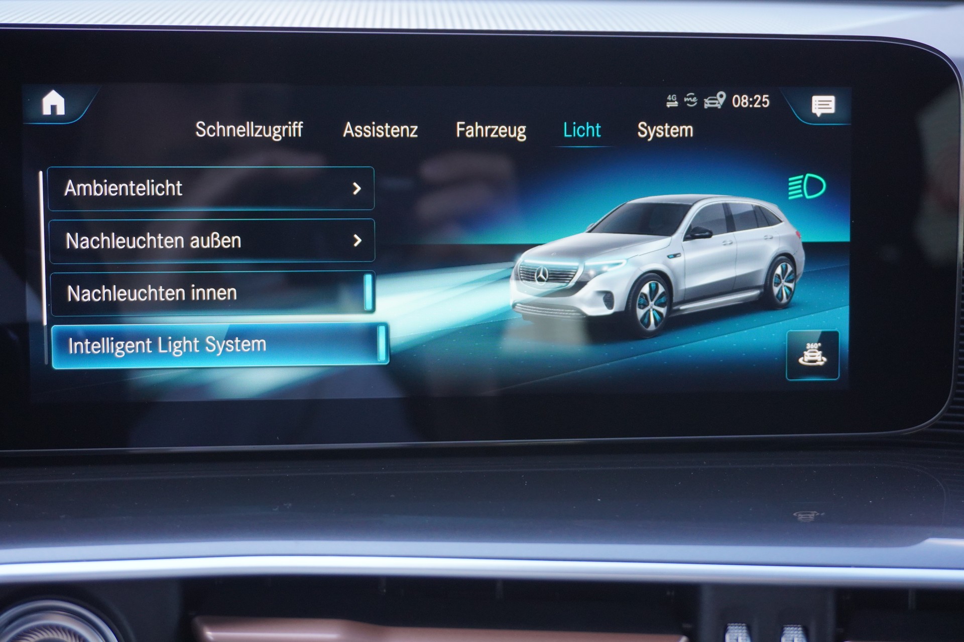 MERCEDES-BENZ EQC 400 AMG Line 4Matic-image-40