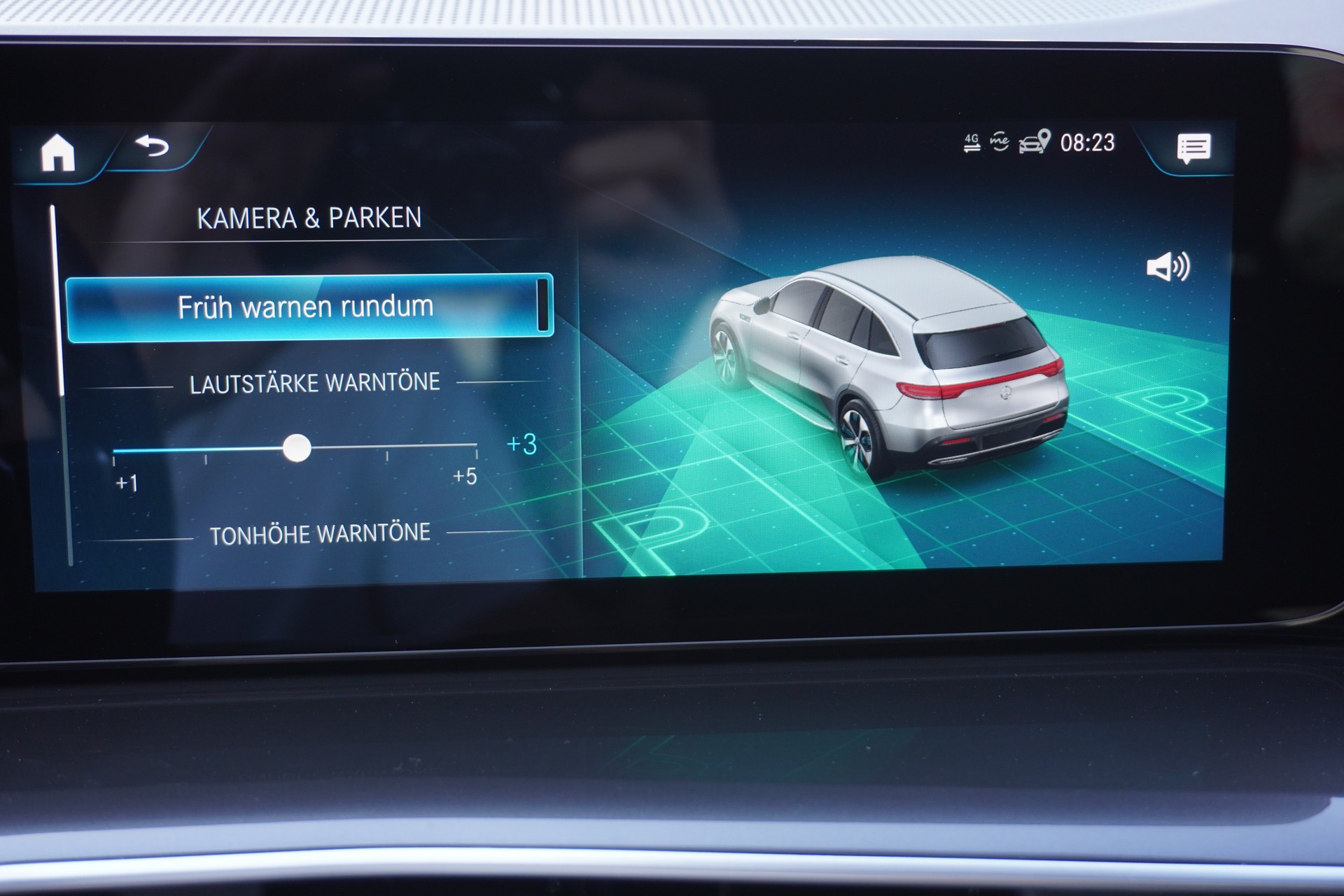 MERCEDES-BENZ EQC 400 AMG Line 4Matic-image-30