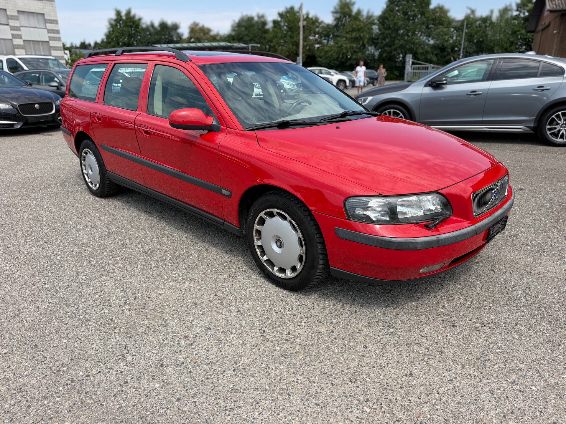 VOLVO V70 2.4 Bi-Fuel-image-2