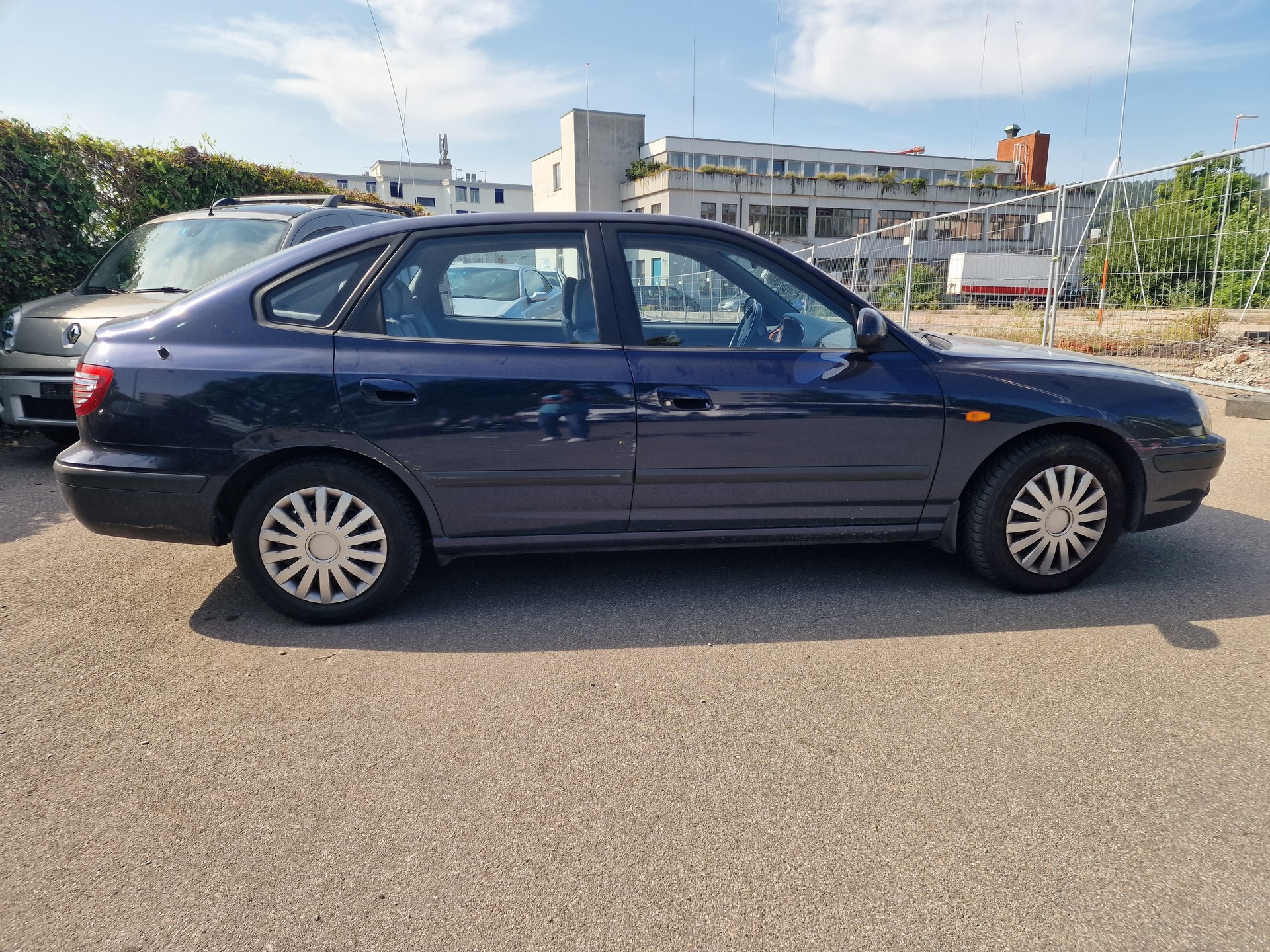 HYUNDAI Elantra 2.0 16V Swiss Edition-image-5