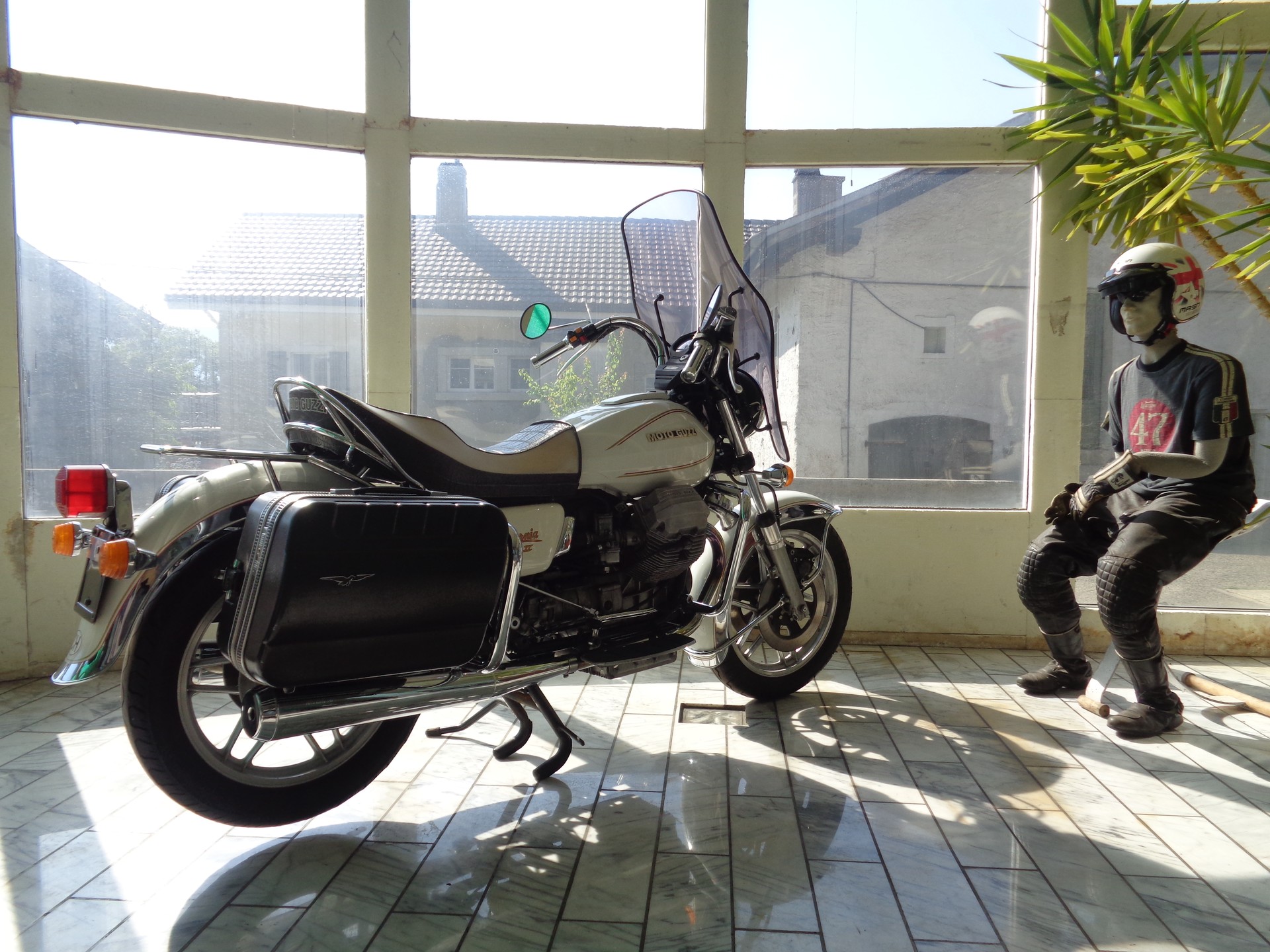 MOTO GUZZI California II-image-2