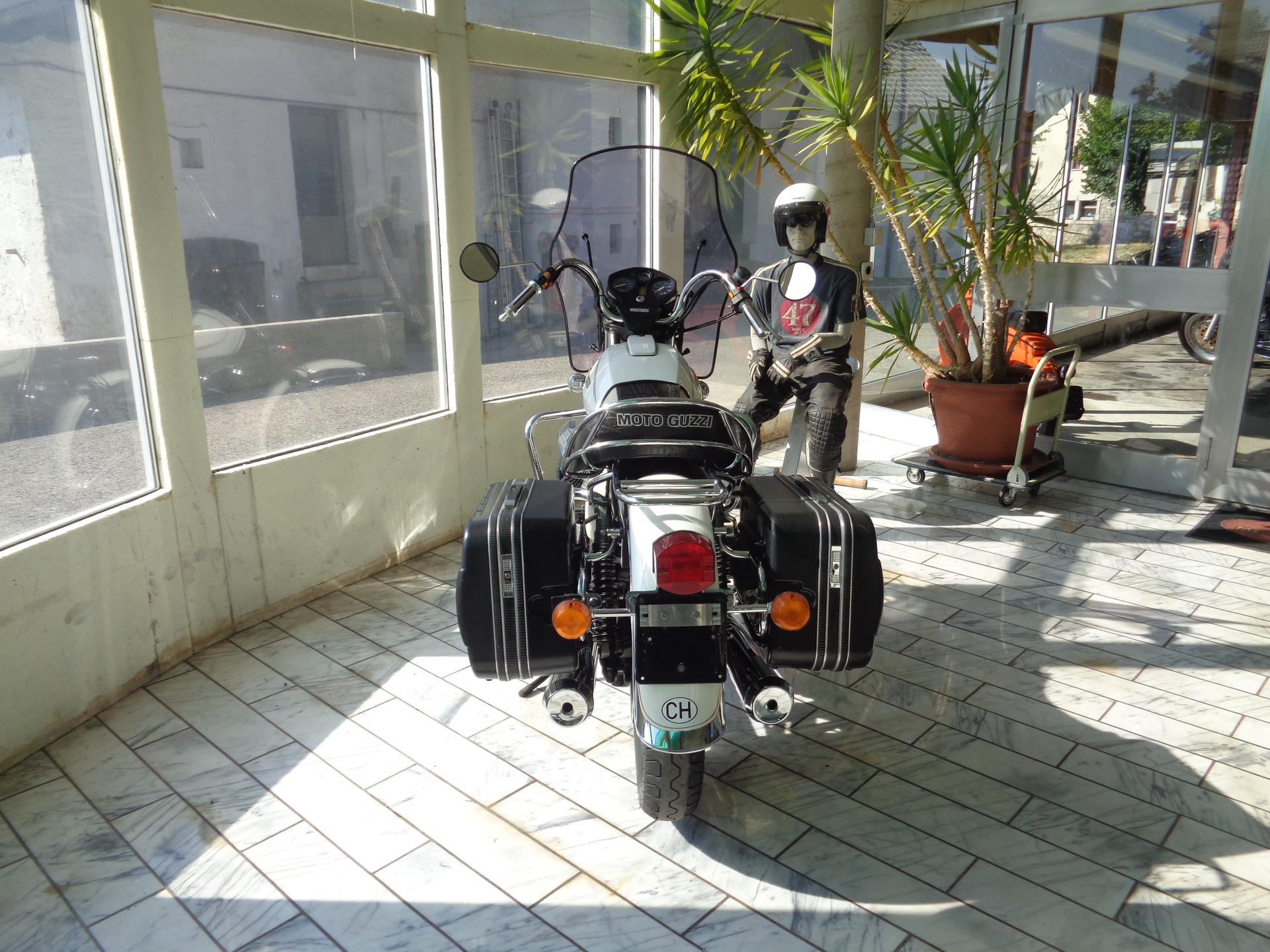 MOTO GUZZI California II-image-4