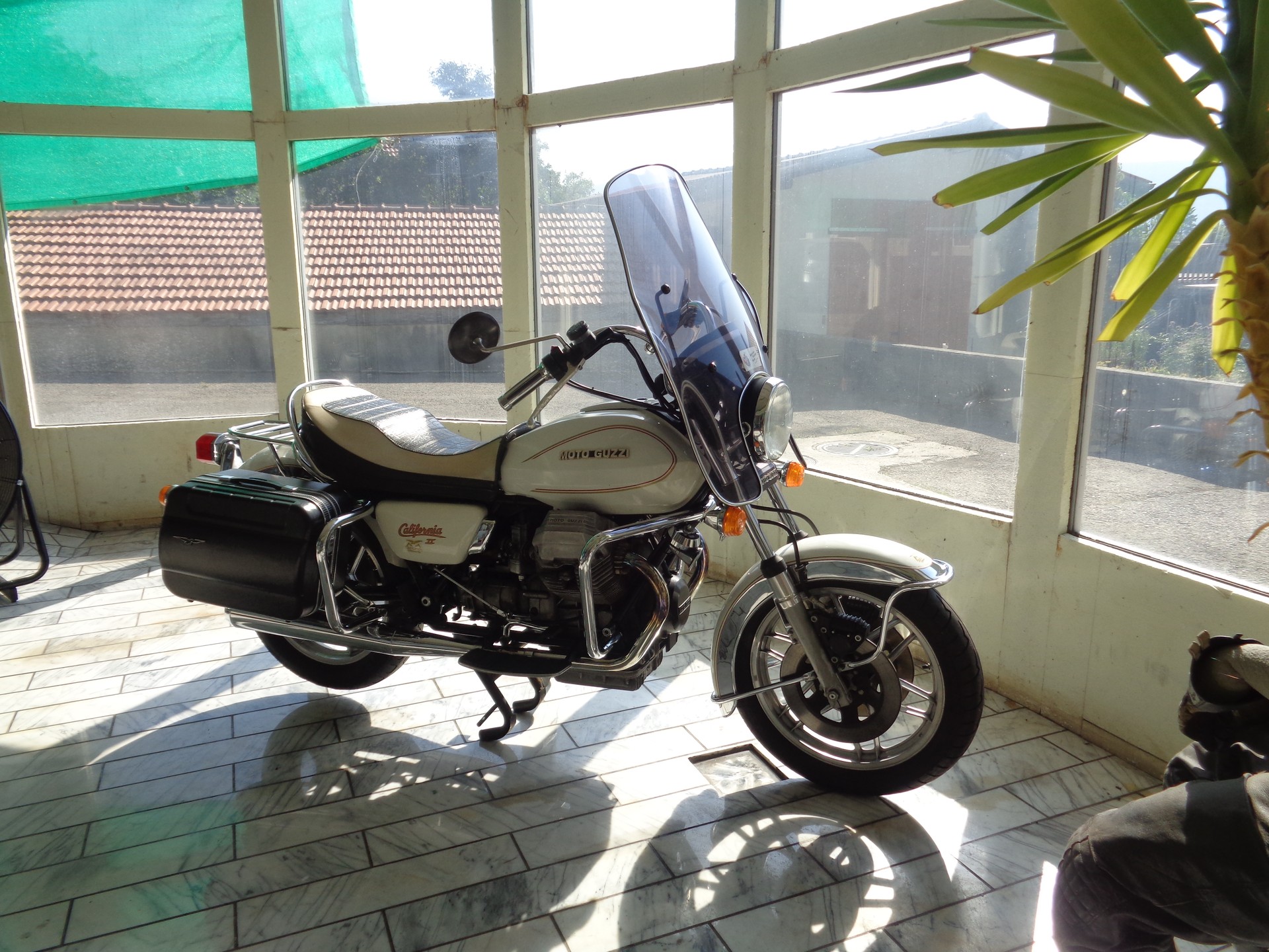 MOTO GUZZI California II-image-1