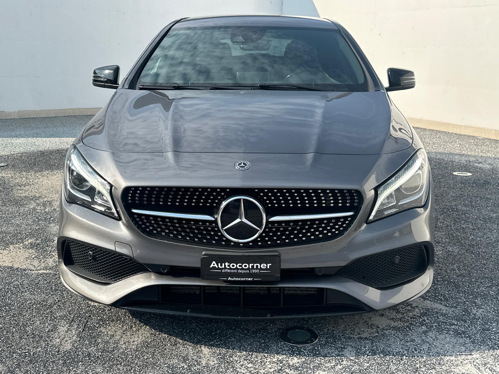 MERCEDES-BENZ CLA Shooting Br 200 d Swiss Star AMG Line 4M-image-1