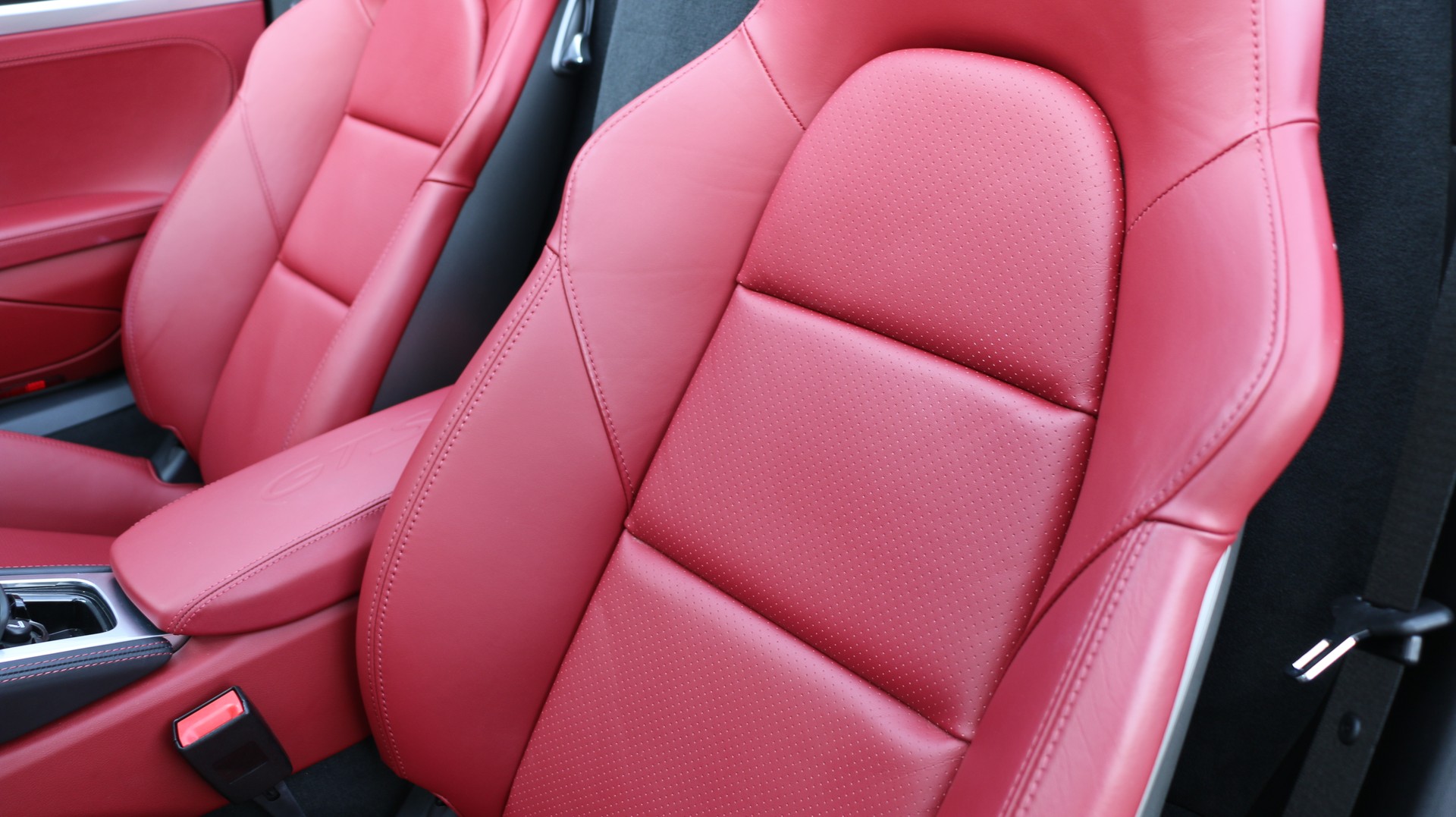 PORSCHE 718 Boxster GTS 4.0-image-14