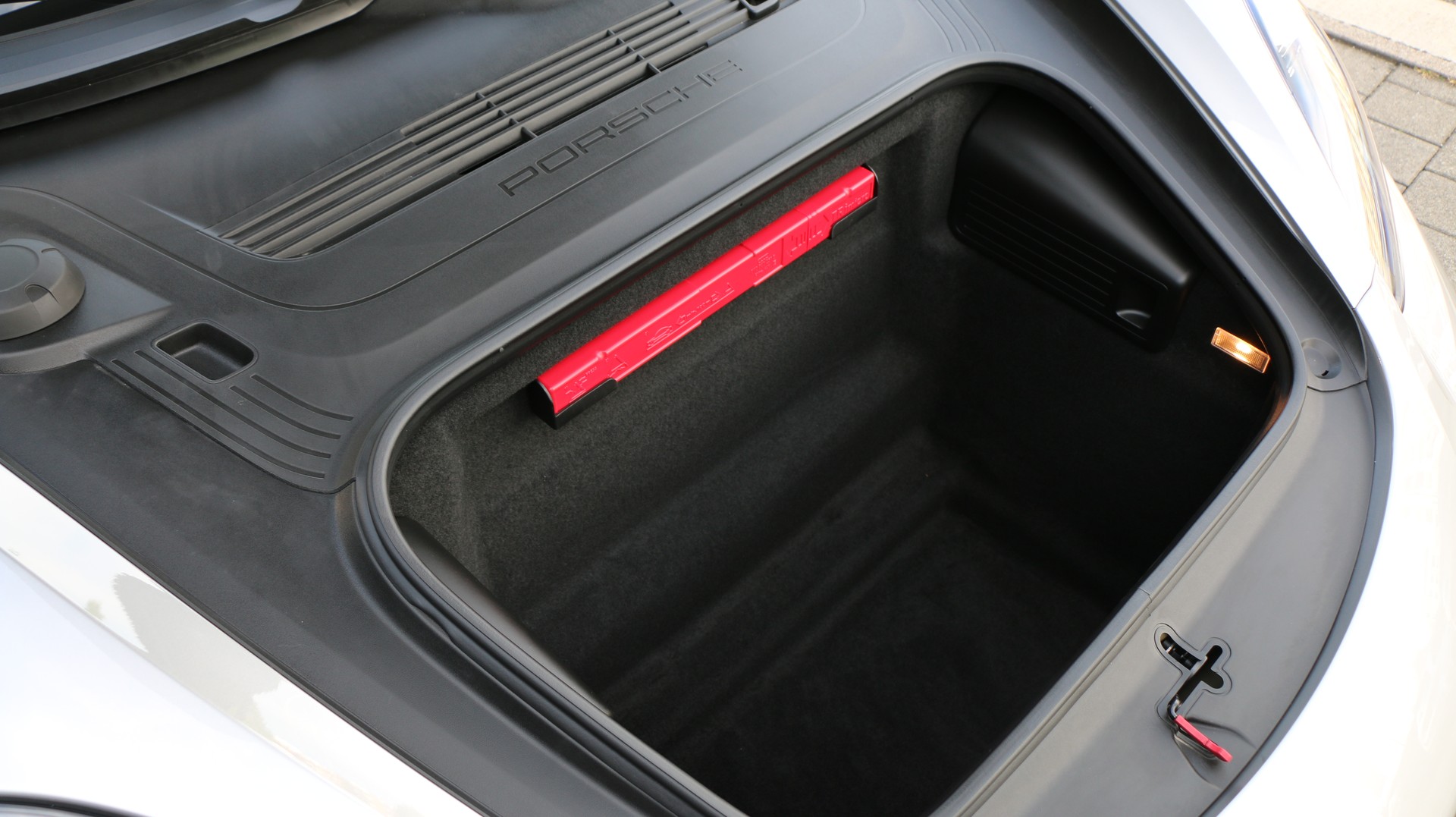 PORSCHE 718 Boxster GTS 4.0-image-25