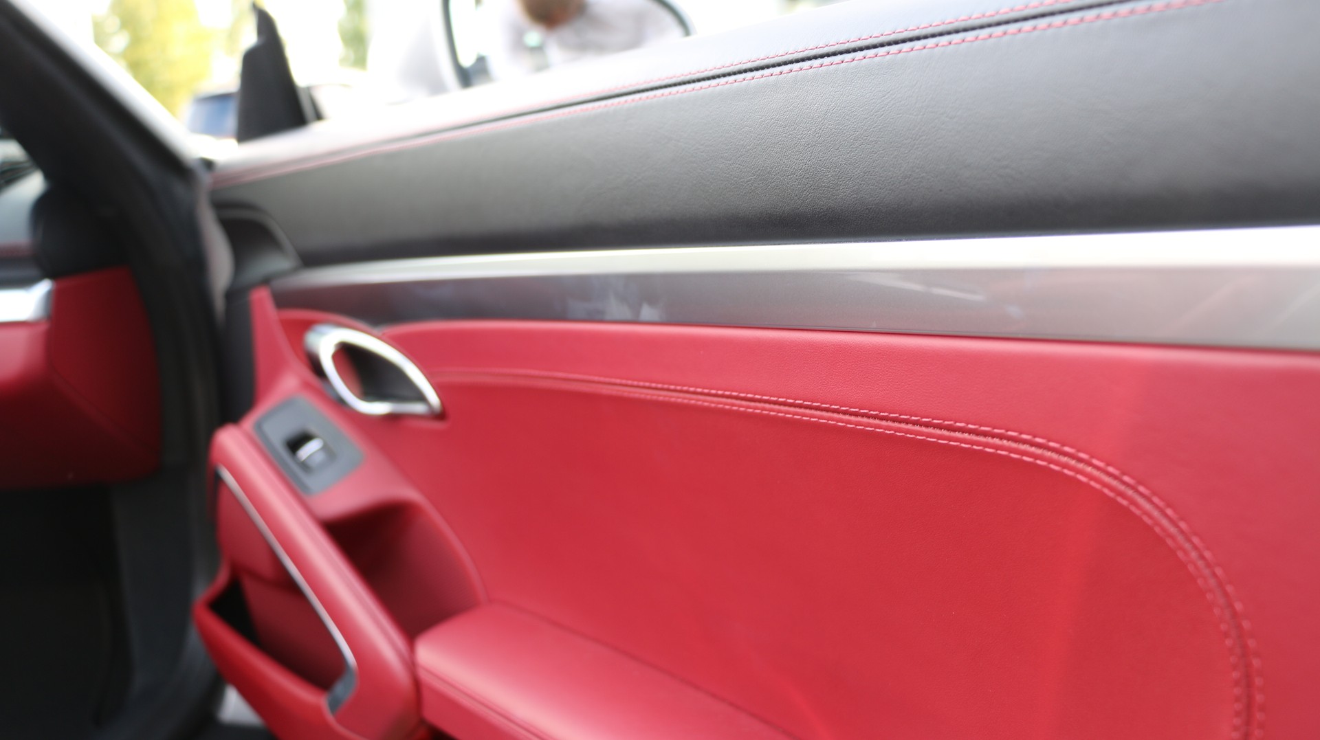 PORSCHE 718 Boxster GTS 4.0-image-15