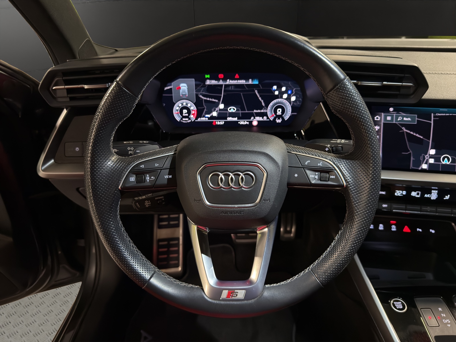 AUDI A3 Sportback 35 TFSI S line Attraction S-tronic-image-1