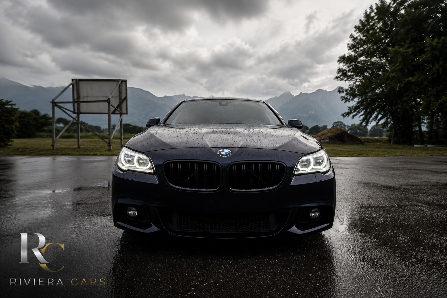 BMW 530d Touring xDrive M-Pack-image-8