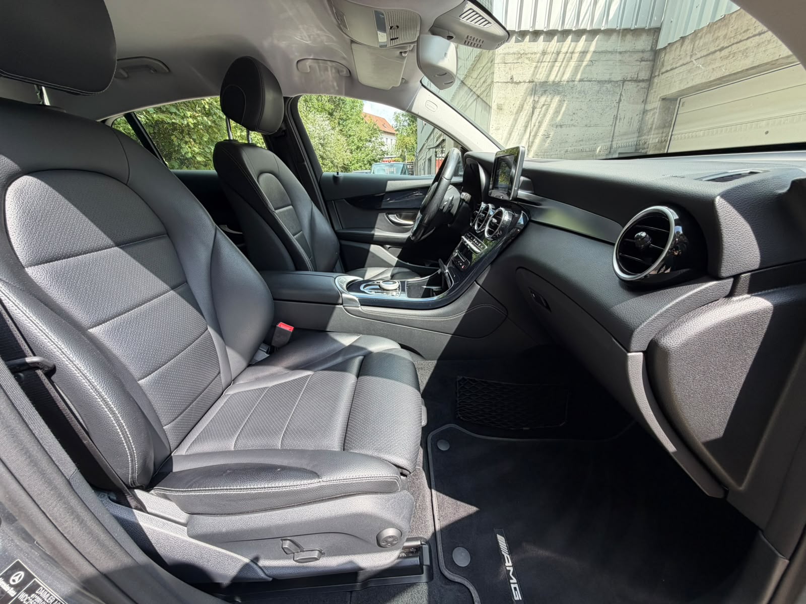 MERCEDES-BENZ GLC Coupé 250 d AMG Line 4Matic 9G-Tronic-image-18
