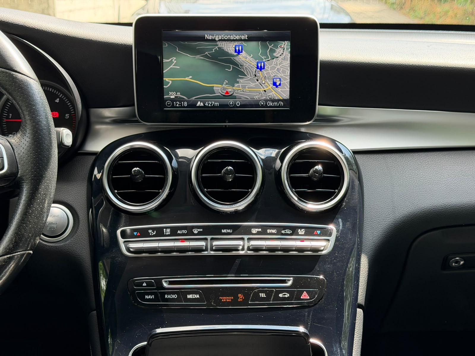 MERCEDES-BENZ GLC Coupé 250 d AMG Line 4Matic 9G-Tronic-image-23