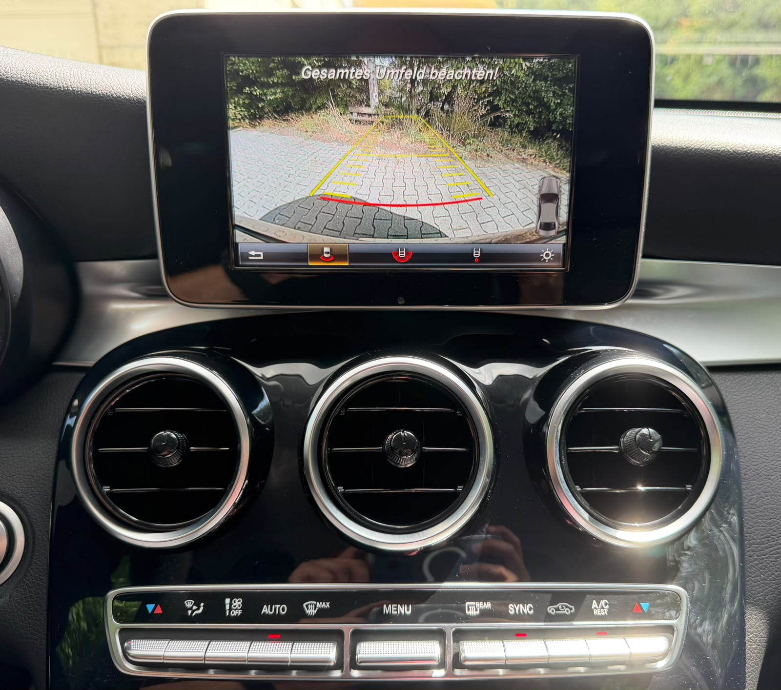 MERCEDES-BENZ GLC Coupé 250 d AMG Line 4Matic 9G-Tronic-image-24