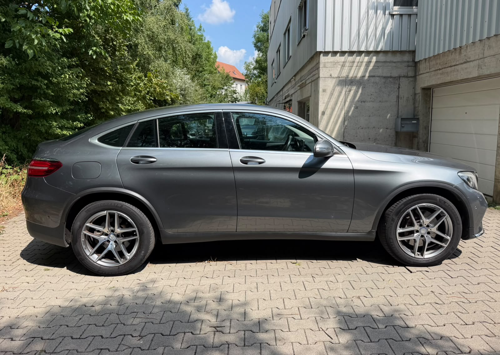 MERCEDES-BENZ GLC Coupé 250 d AMG Line 4Matic 9G-Tronic-image-5