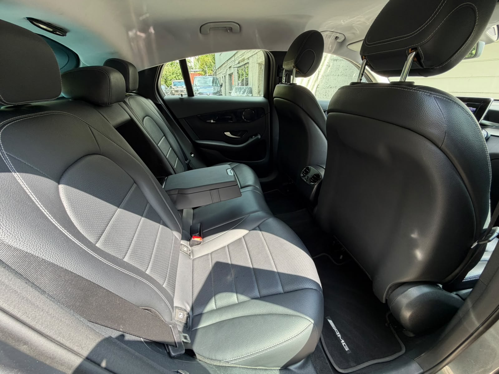 MERCEDES-BENZ GLC Coupé 250 d AMG Line 4Matic 9G-Tronic-image-17