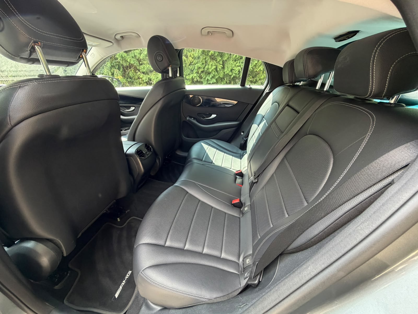 MERCEDES-BENZ GLC Coupé 250 d AMG Line 4Matic 9G-Tronic-image-12