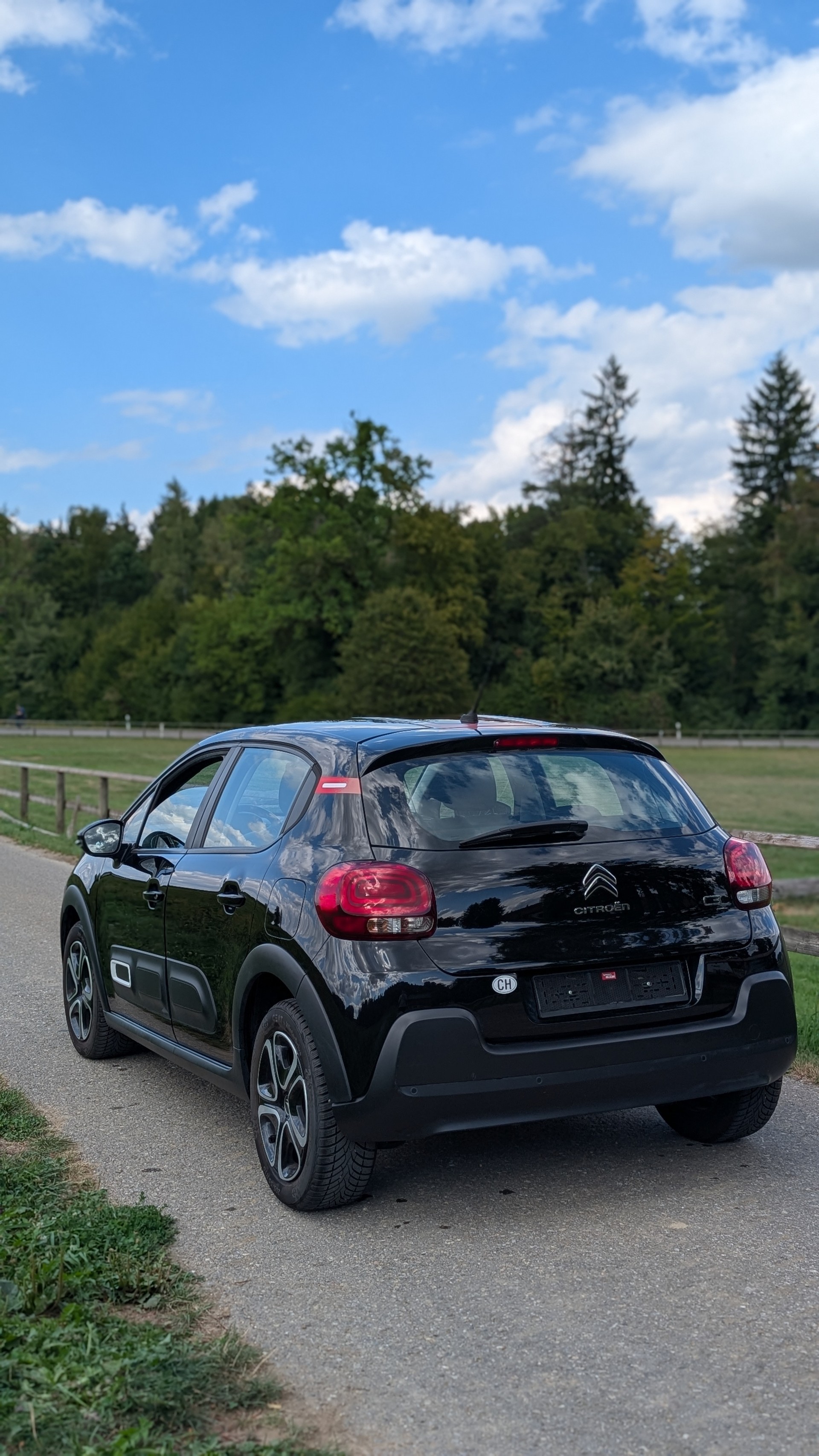 CITROEN 1.5 BlueHDi 100 Feel Pack | MFK | NAVI | KLIMA | TOP-image-5