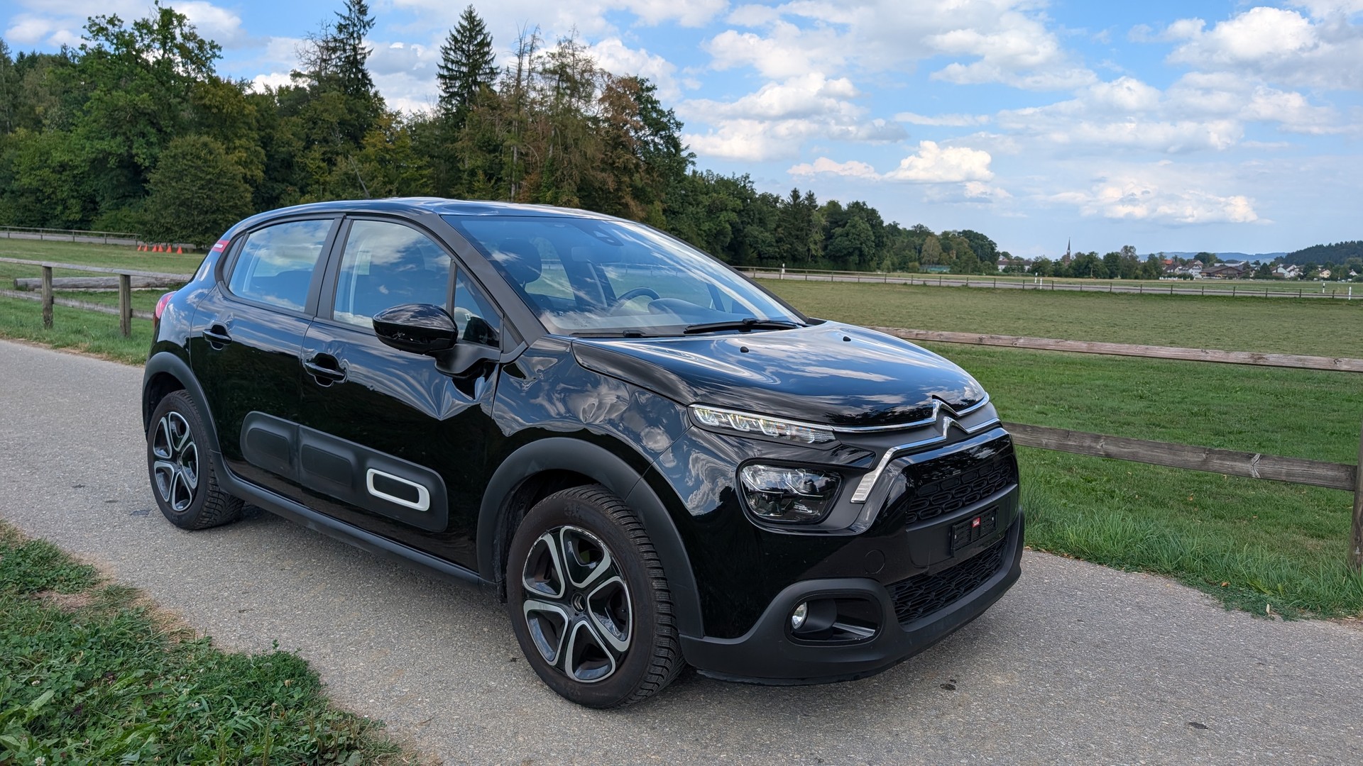 CITROEN 1.5 BlueHDi 100 Feel Pack | MFK | NAVI | KLIMA | TOP-image-1