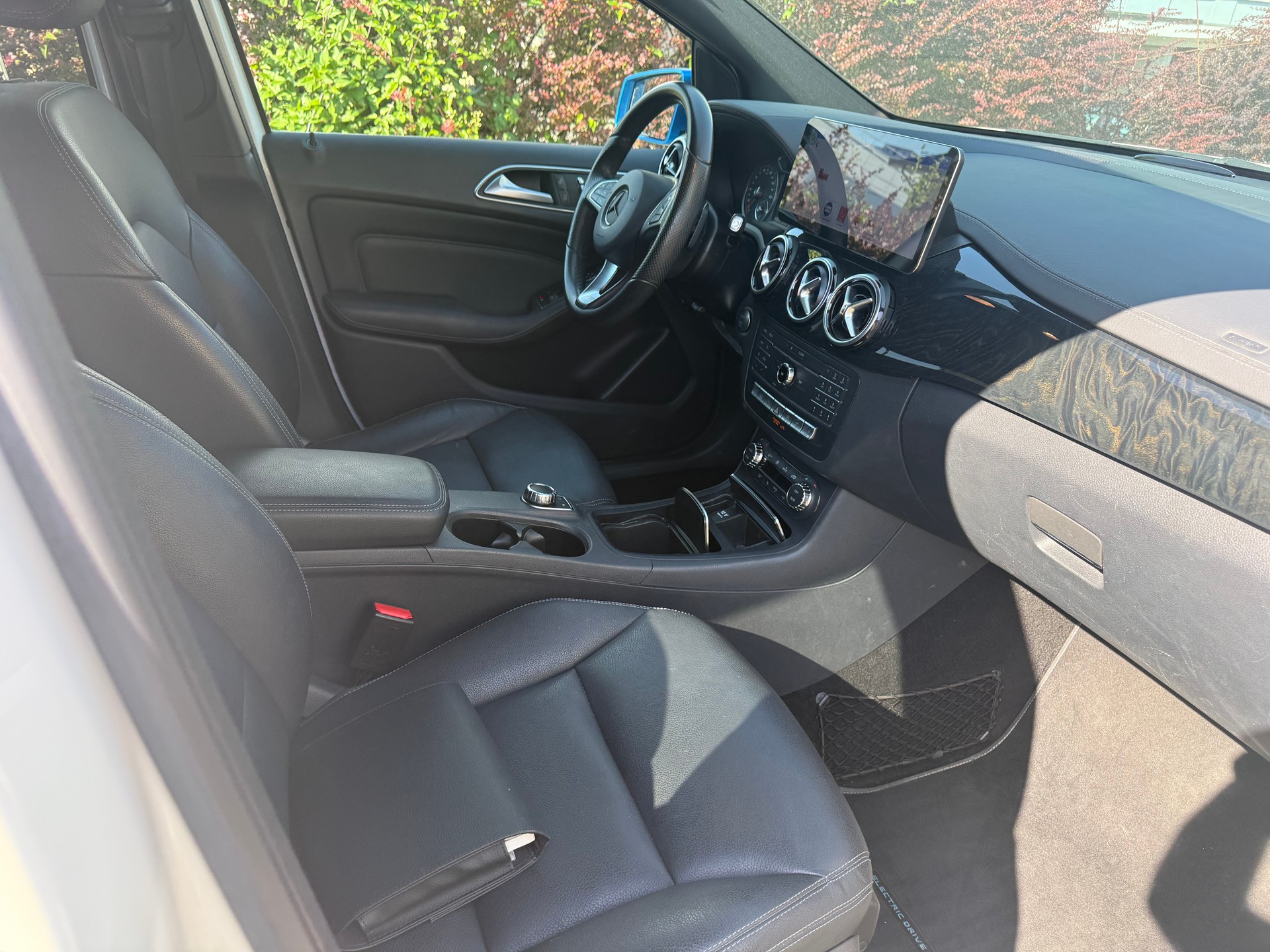 MERCEDES-BENZ B Electric Drive-image-6