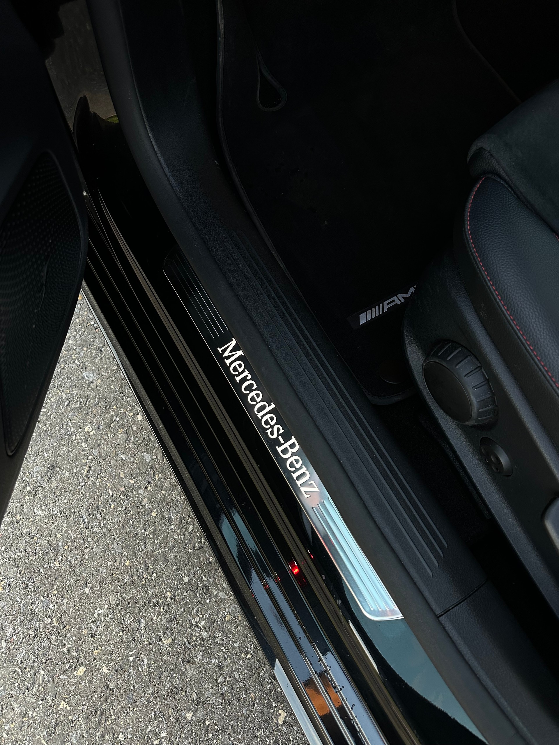 MERCEDES-BENZ A 180 Night Star AMG Line-image-2