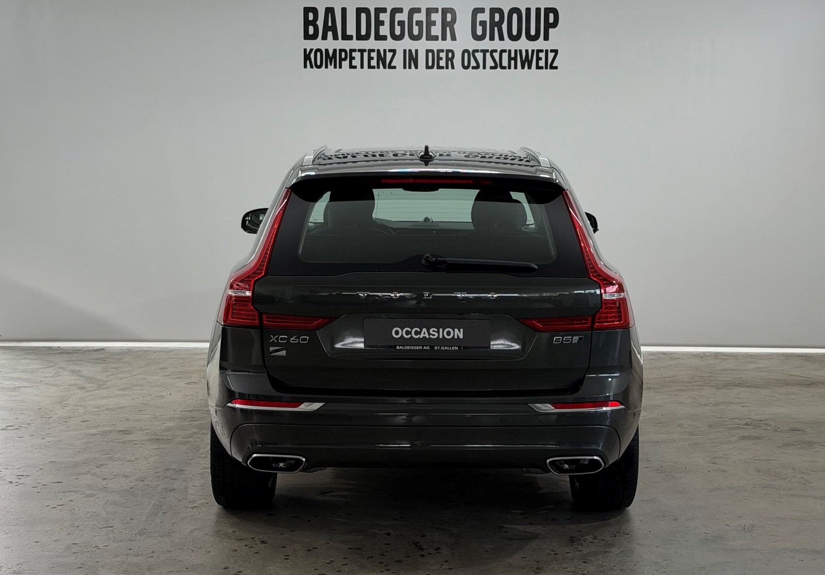 VOLVO XC60 2.0 B5 MH Inscription AWD-image-6