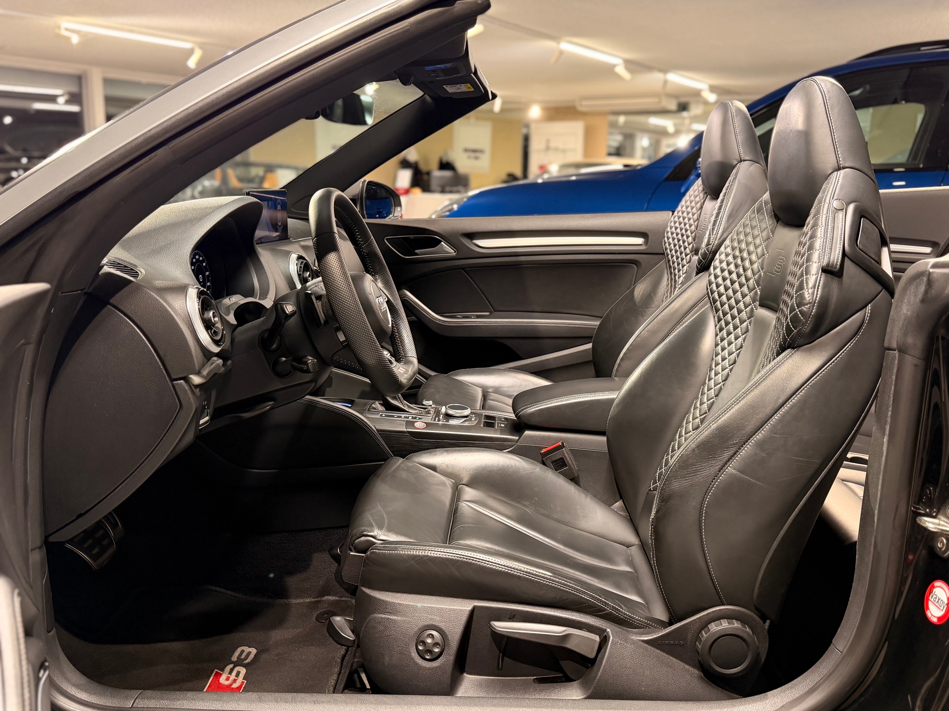 AUDI S3 Cabriolet 2.0 TFSI quattro S-tronic-image-13