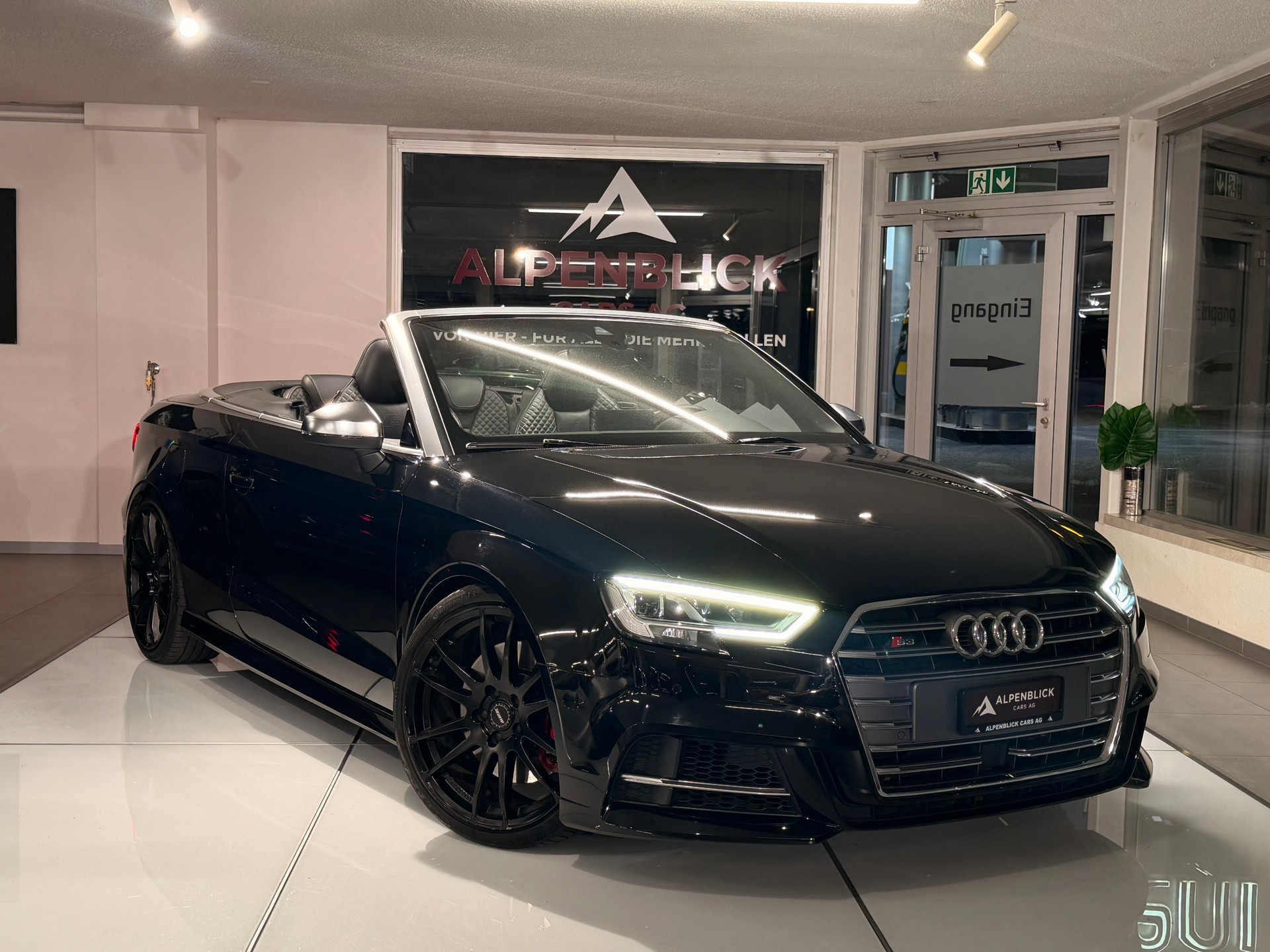 AUDI S3 Cabriolet 2.0 TFSI quattro S-tronic-image-0