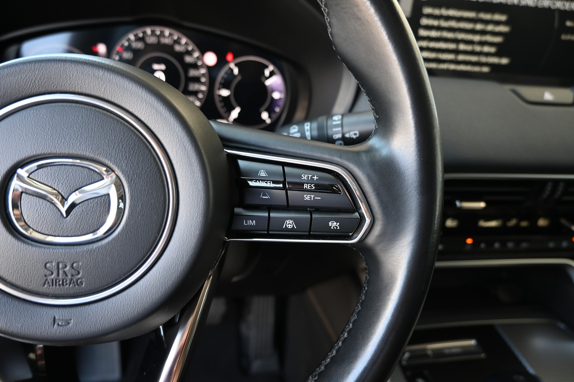 MAZDA CX-60 e-Skyactiv PHEV 327 AWD Homura + AHK 2500kg-image-16