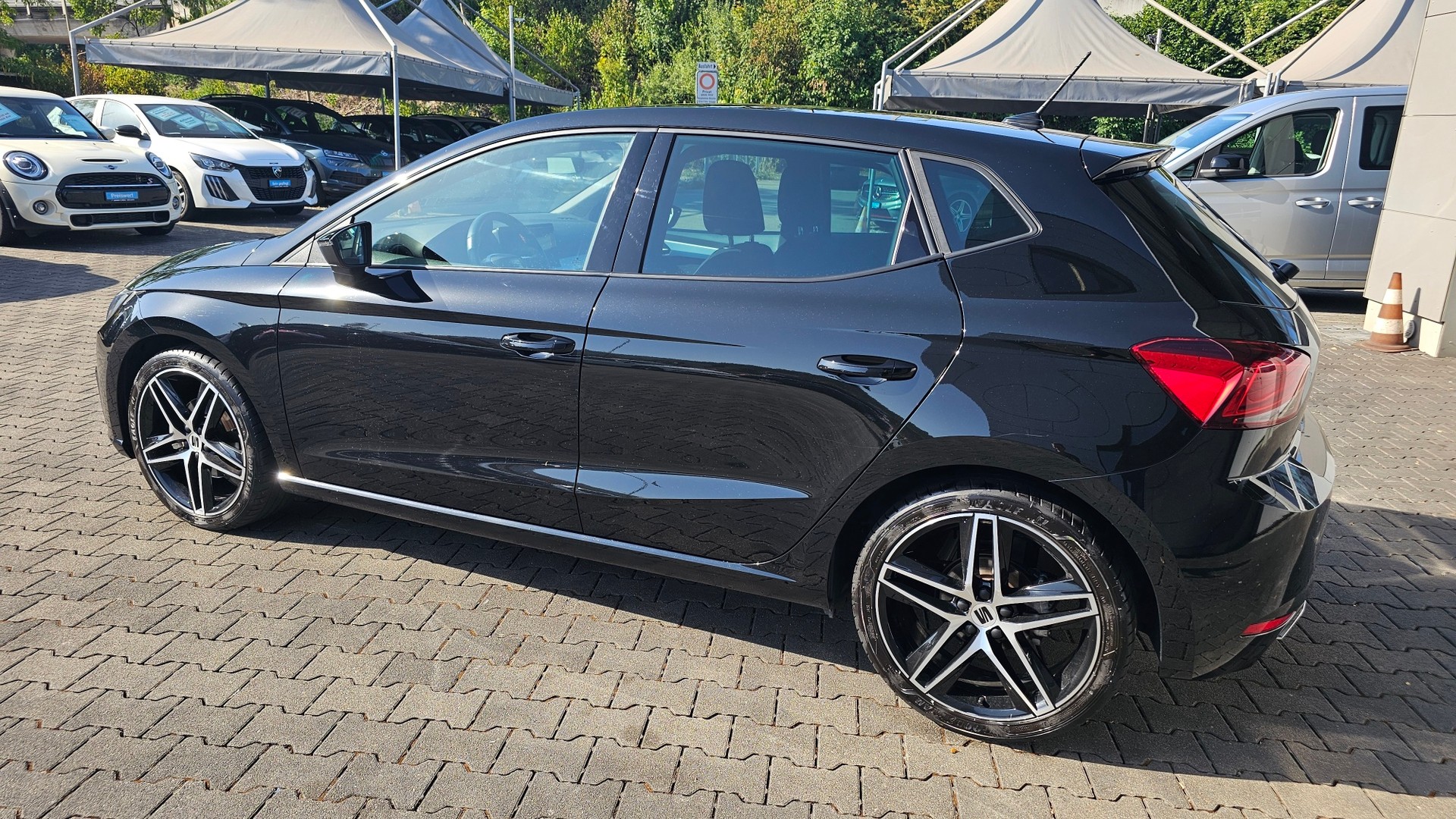 SEAT Ibiza 1.0 EcoTSI FR-image-12