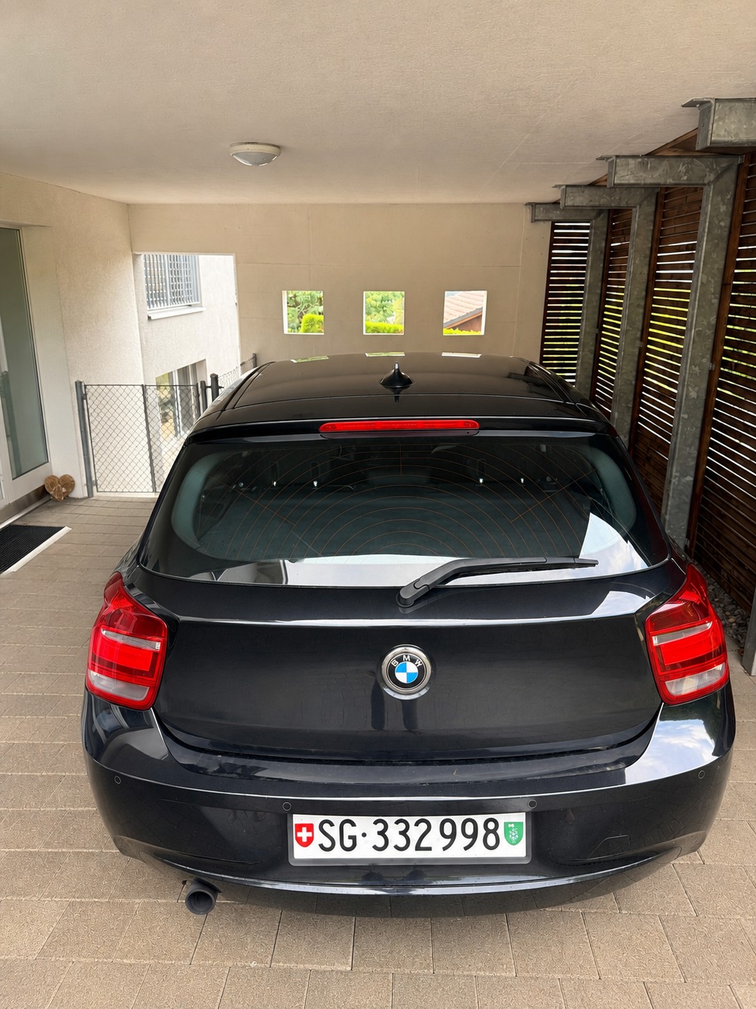 BMW 116i-image-4