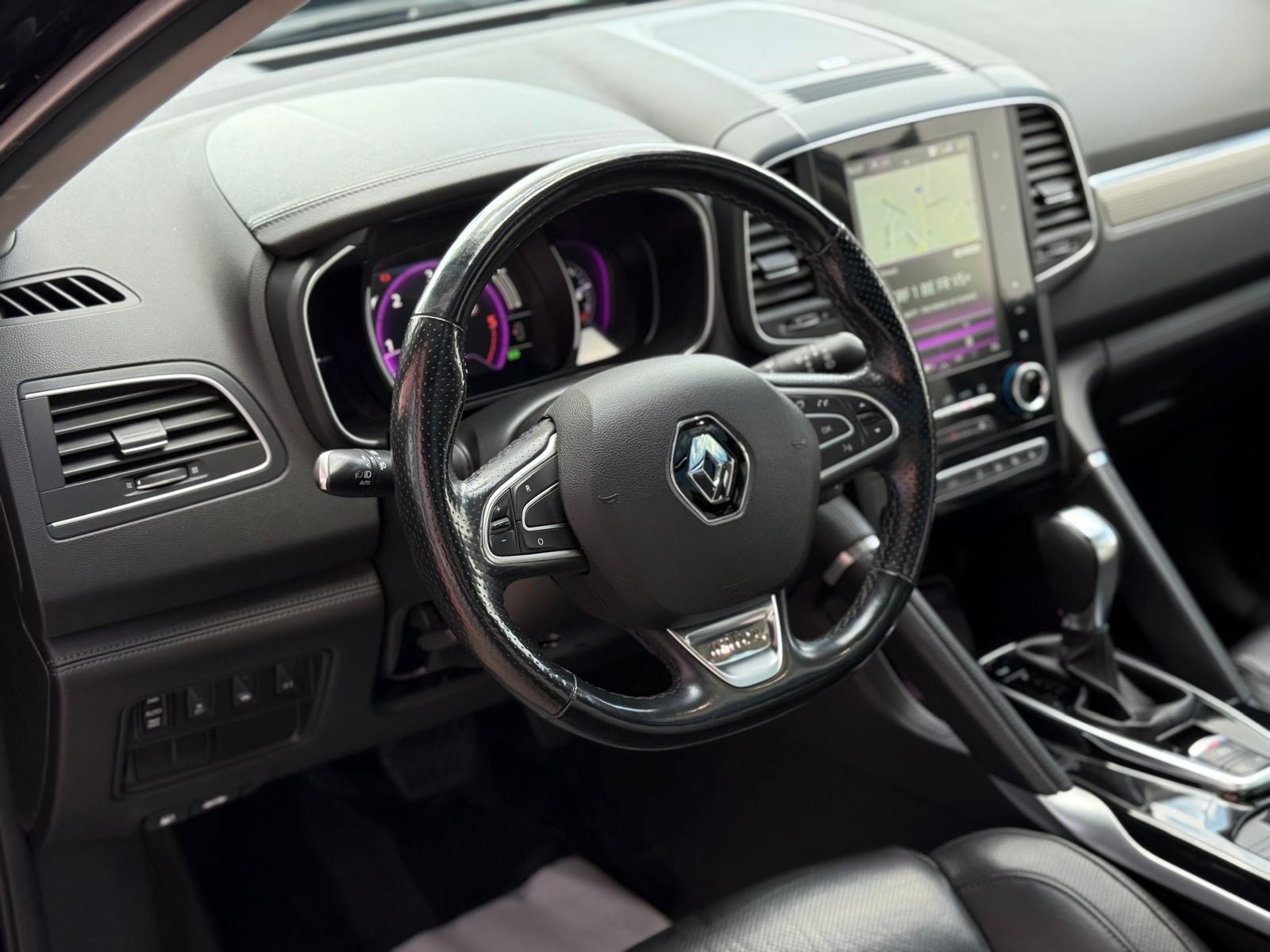 RENAULT Koleos 2.0 dCi Initiale Paris 4x4 Xtronic CVT-image-8