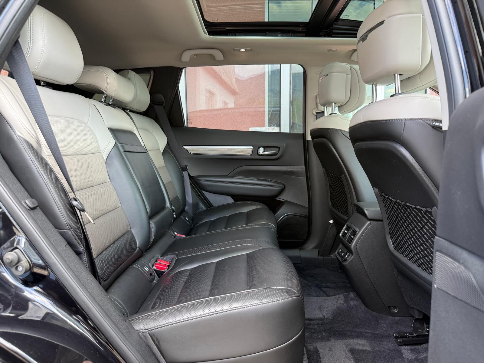 RENAULT Koleos 2.0 dCi Initiale Paris 4x4 Xtronic CVT-image-10