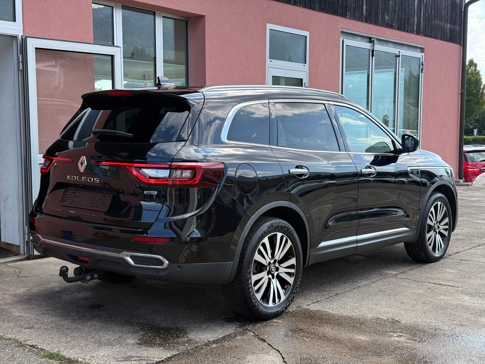 RENAULT Koleos 2.0 dCi Initiale Paris 4x4 Xtronic CVT-image-3