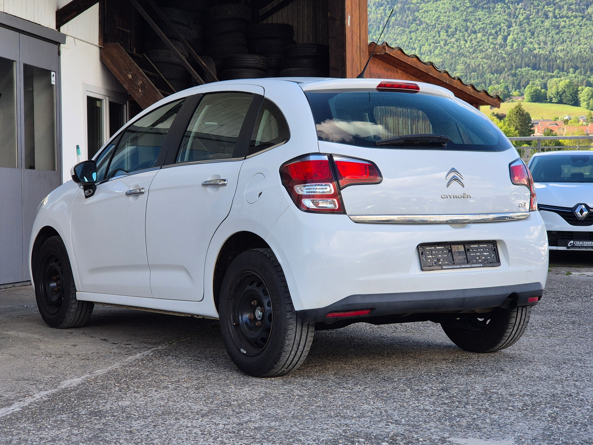 CITROEN C3 1.2i PureTech Sélection-image-8