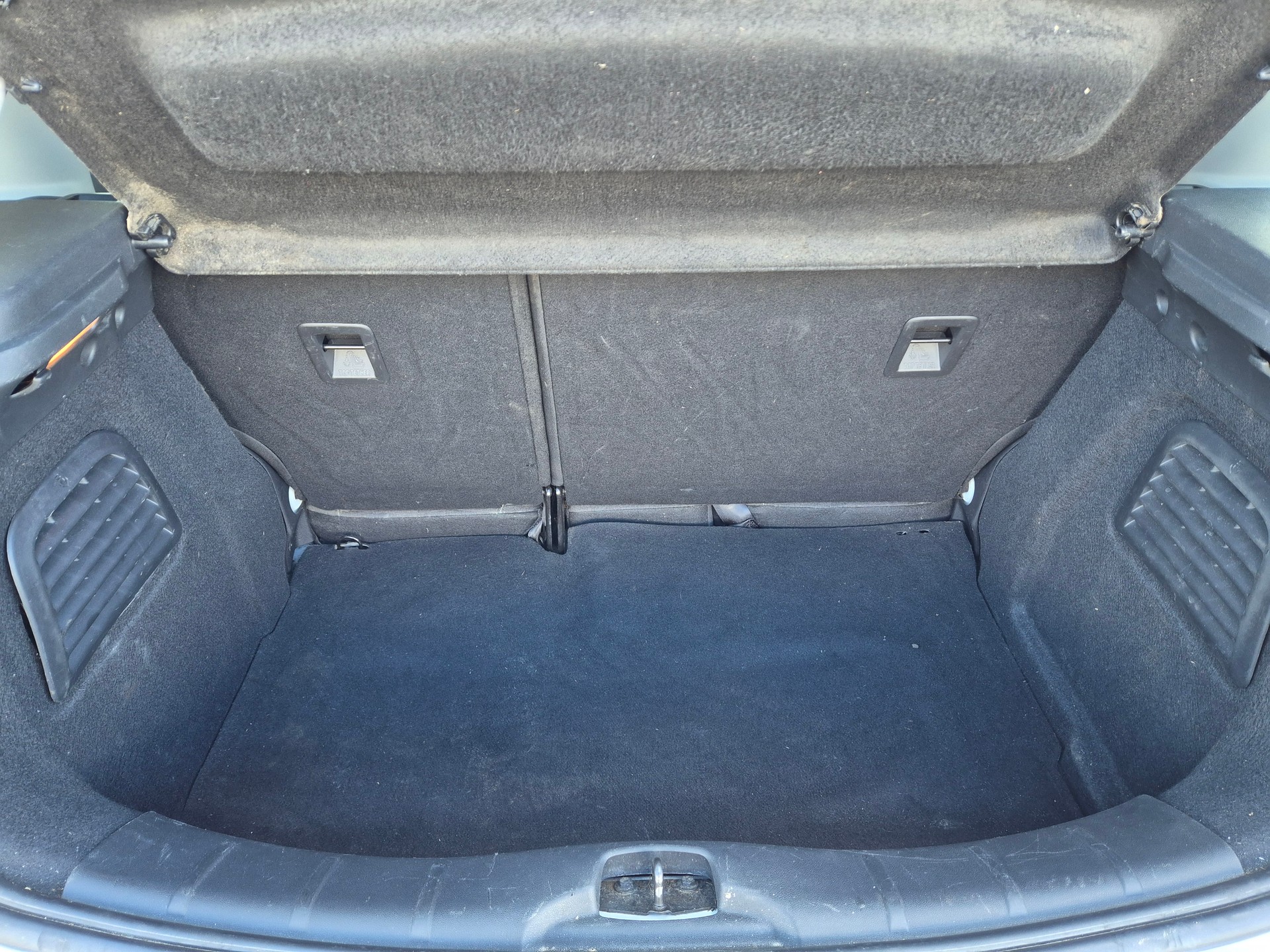 CITROEN C3 1.2i PureTech Sélection-image-7