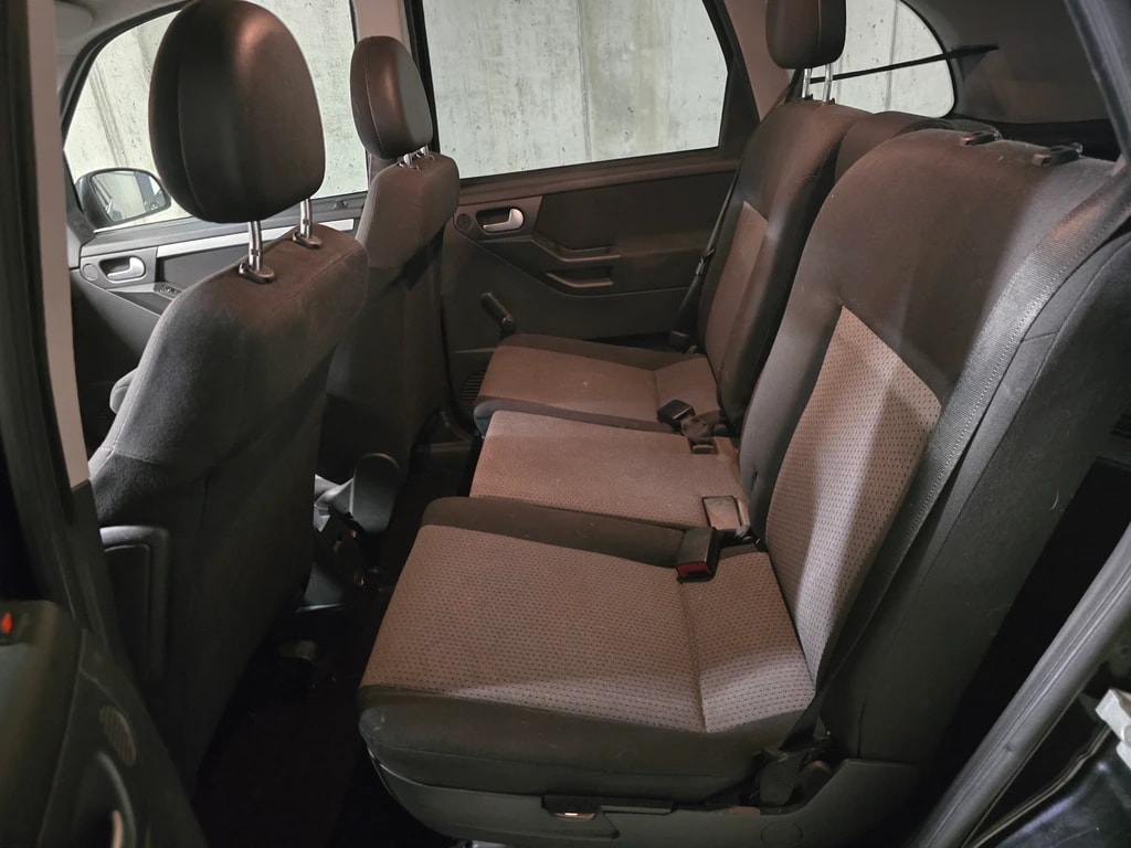 OPEL Meriva 1.8i 16V Cosmo-image-6